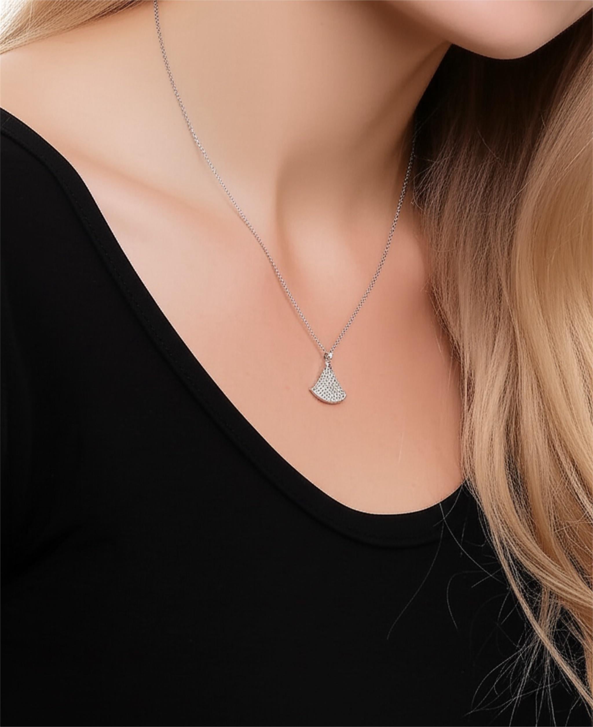da uomo o donna Ciondolo con diamante Bulgari Diva Dream numero di modello 351099 in vendita