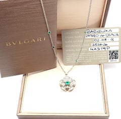 Collana Bulgari Diva Dream con diamante e smeraldo in oro bianco