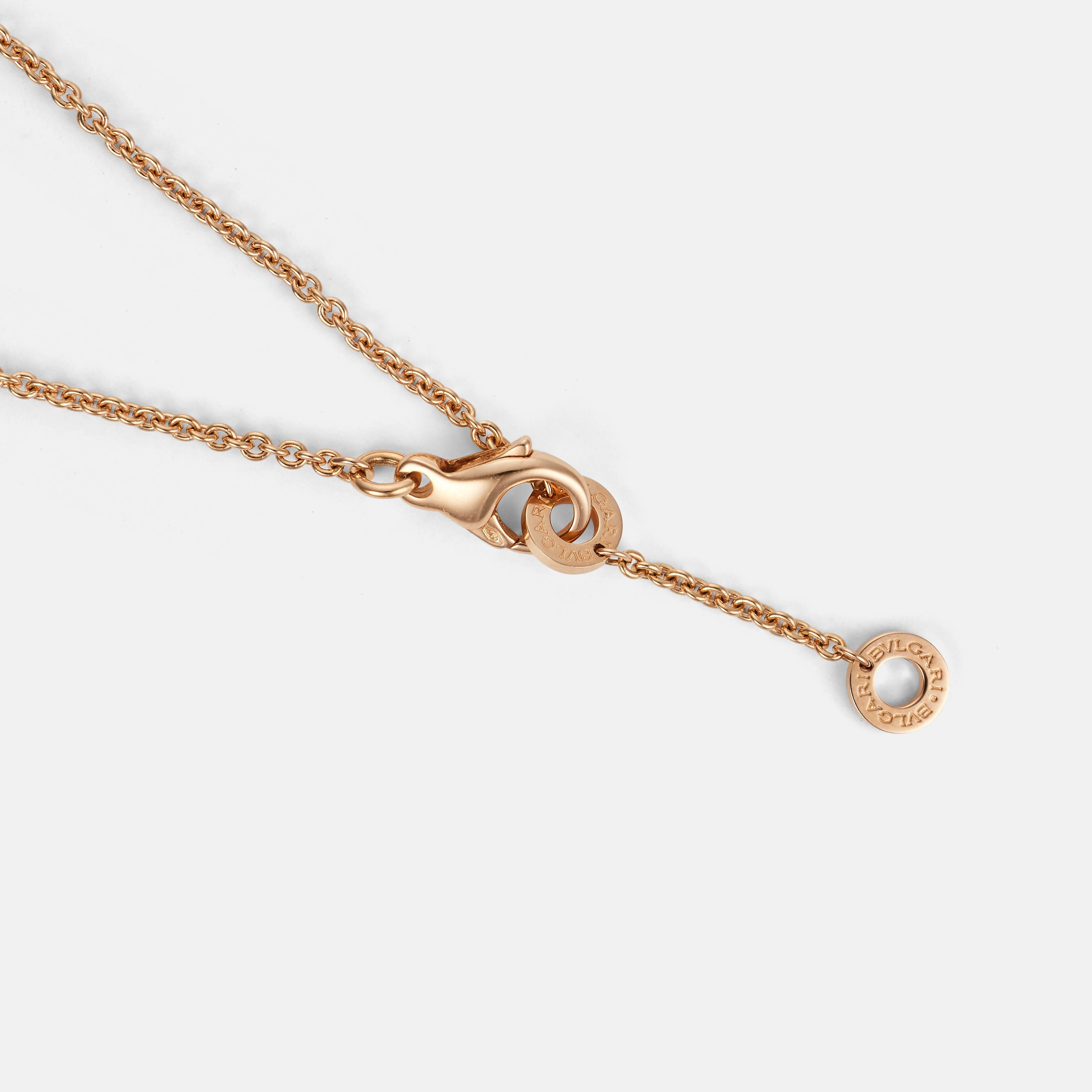 BULGARI Diva's Dream flower necklace in rose gold and diamonds en vente 1