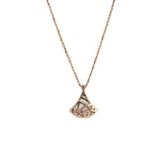 Bulgari Divas Dream Necklace Mother of Pearl Diamond 18 Karat Gold Pre Owned