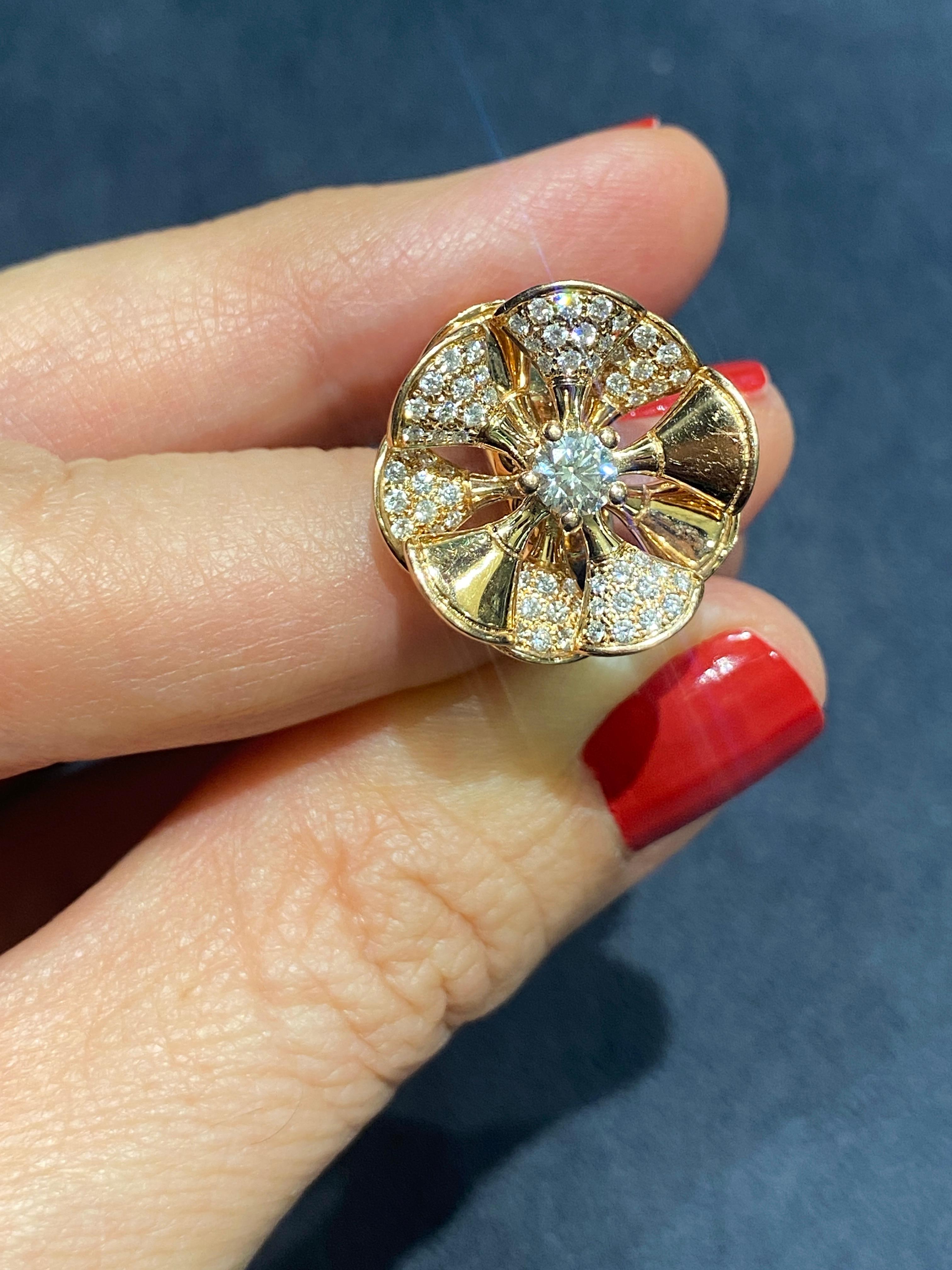 Women's or Men's Bulgari Divas' Dream ring with original box