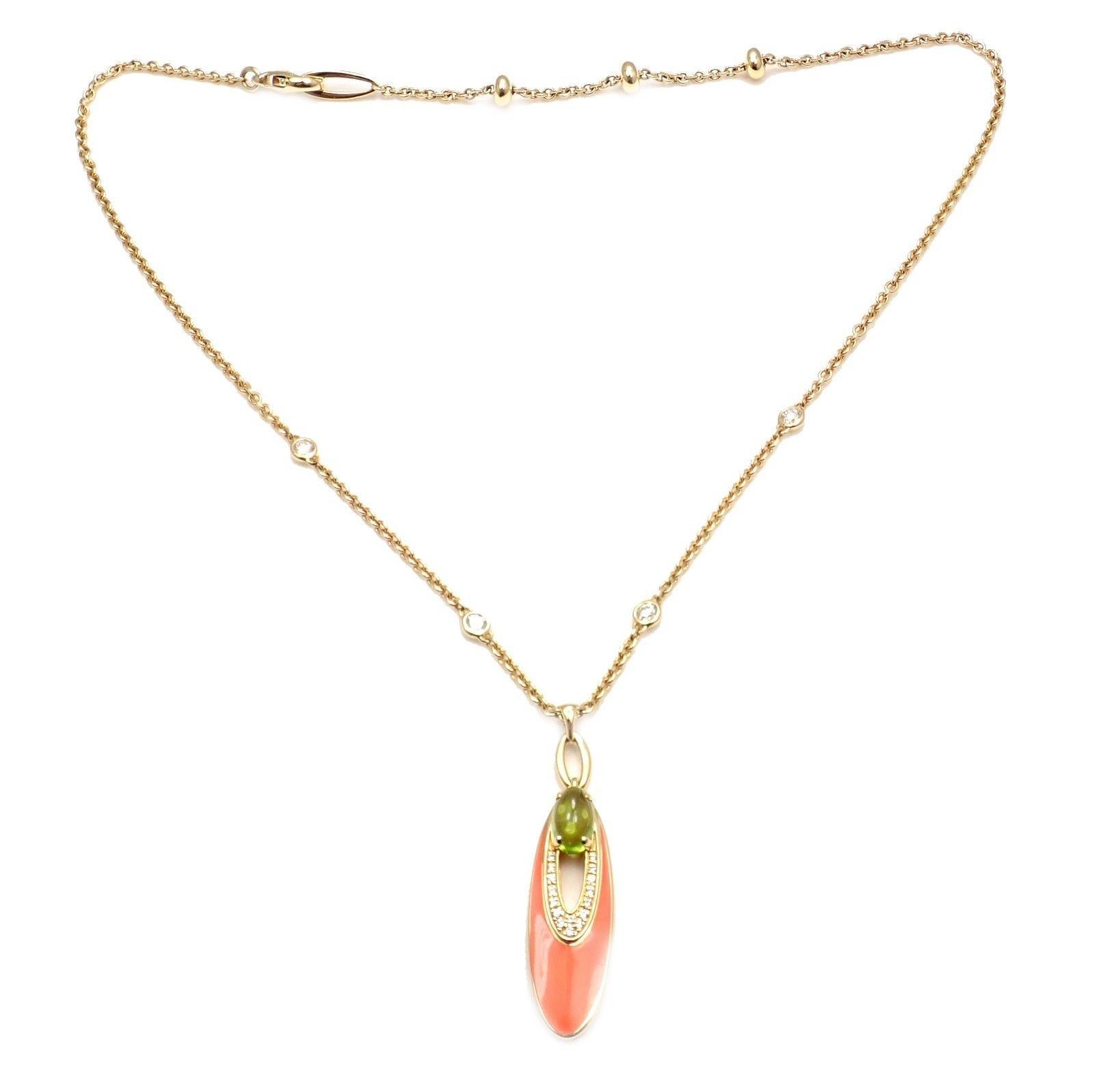 Bulgari Elisia Diamond Peridot Yellow Gold Pendant Necklace In Excellent Condition For Sale In Holland, PA