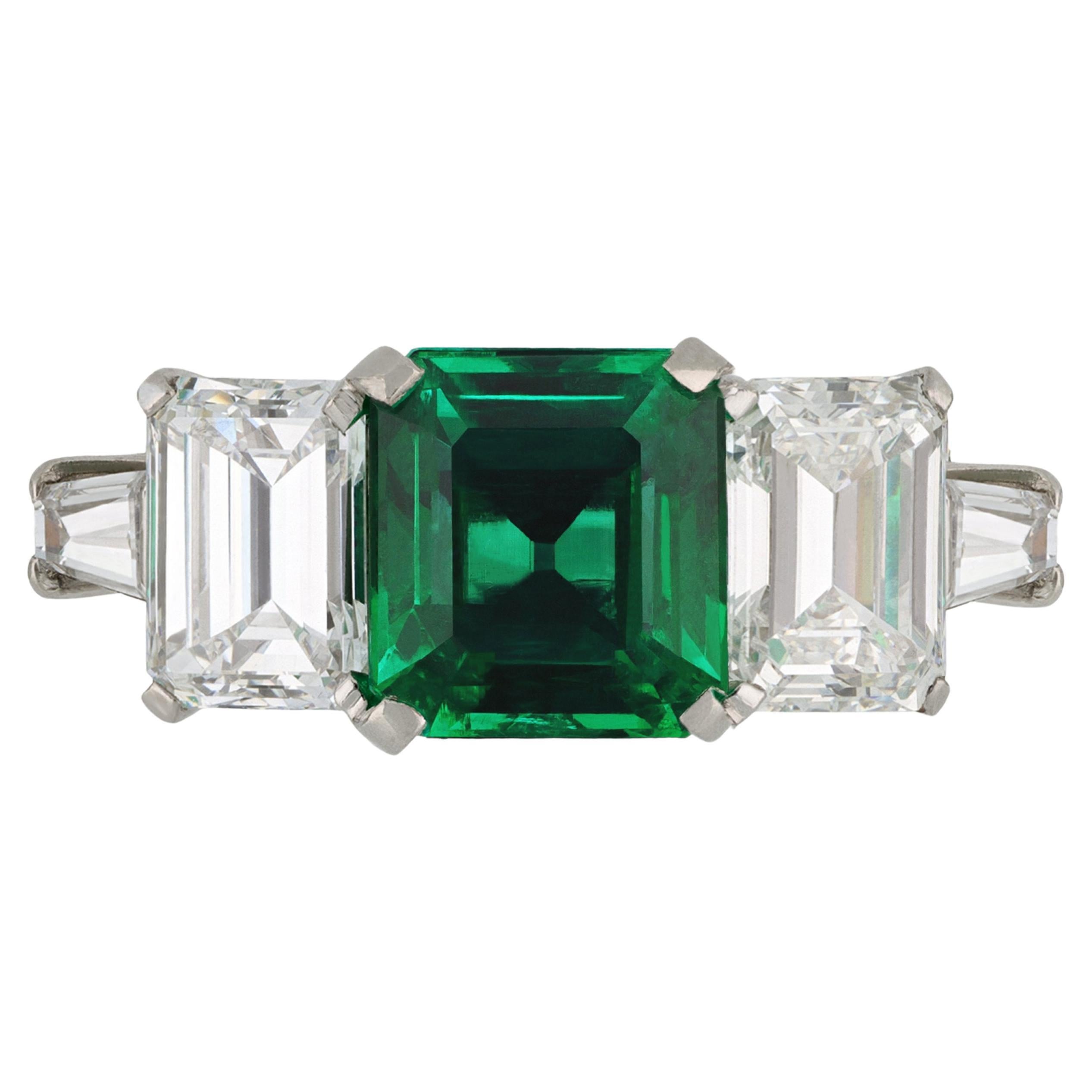 Bulgari emerald and diamond ring, Italian, circa 1930 For Sale