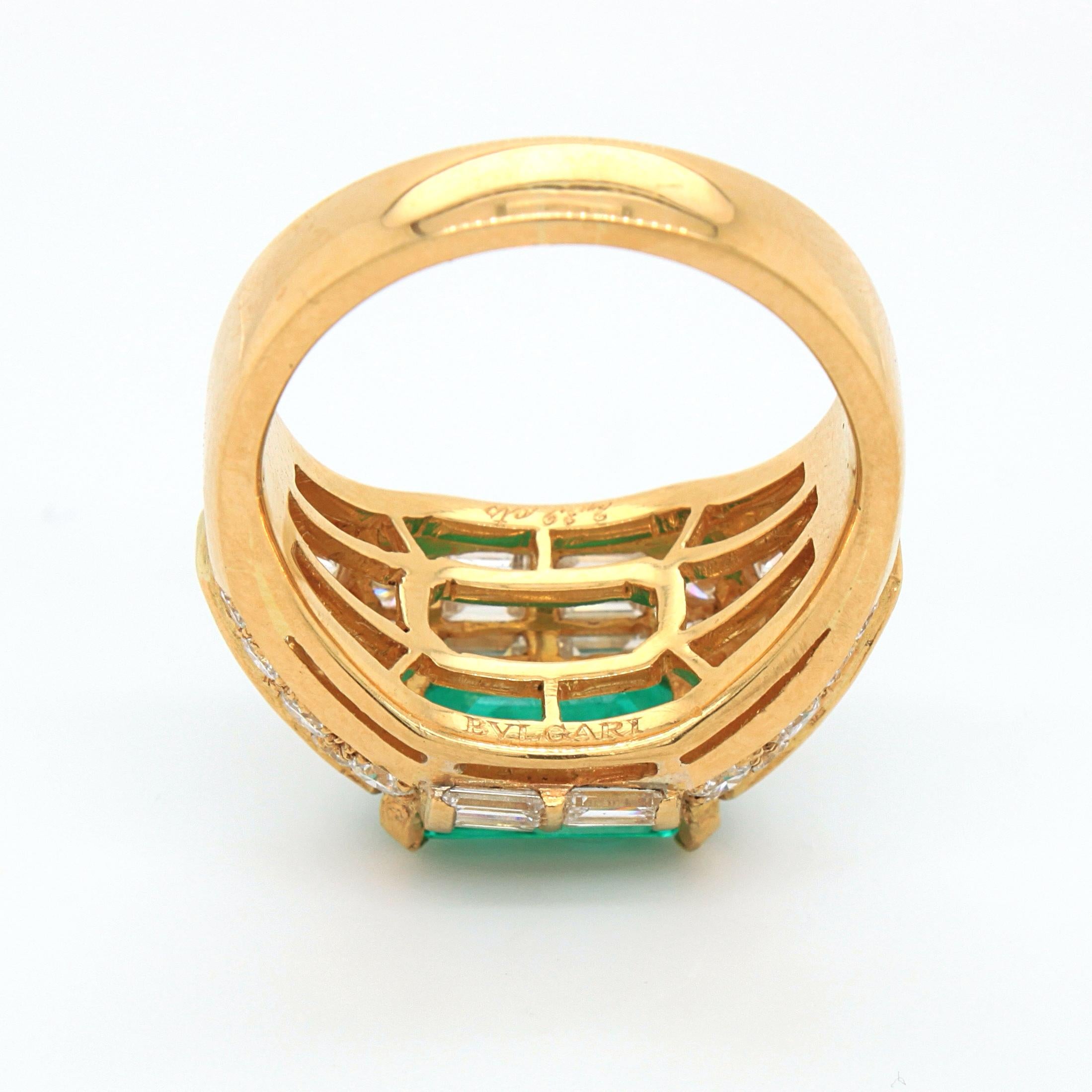 Bulgari Emerald and Diamond Trombino Ring, ca. 1970s For Sale 2