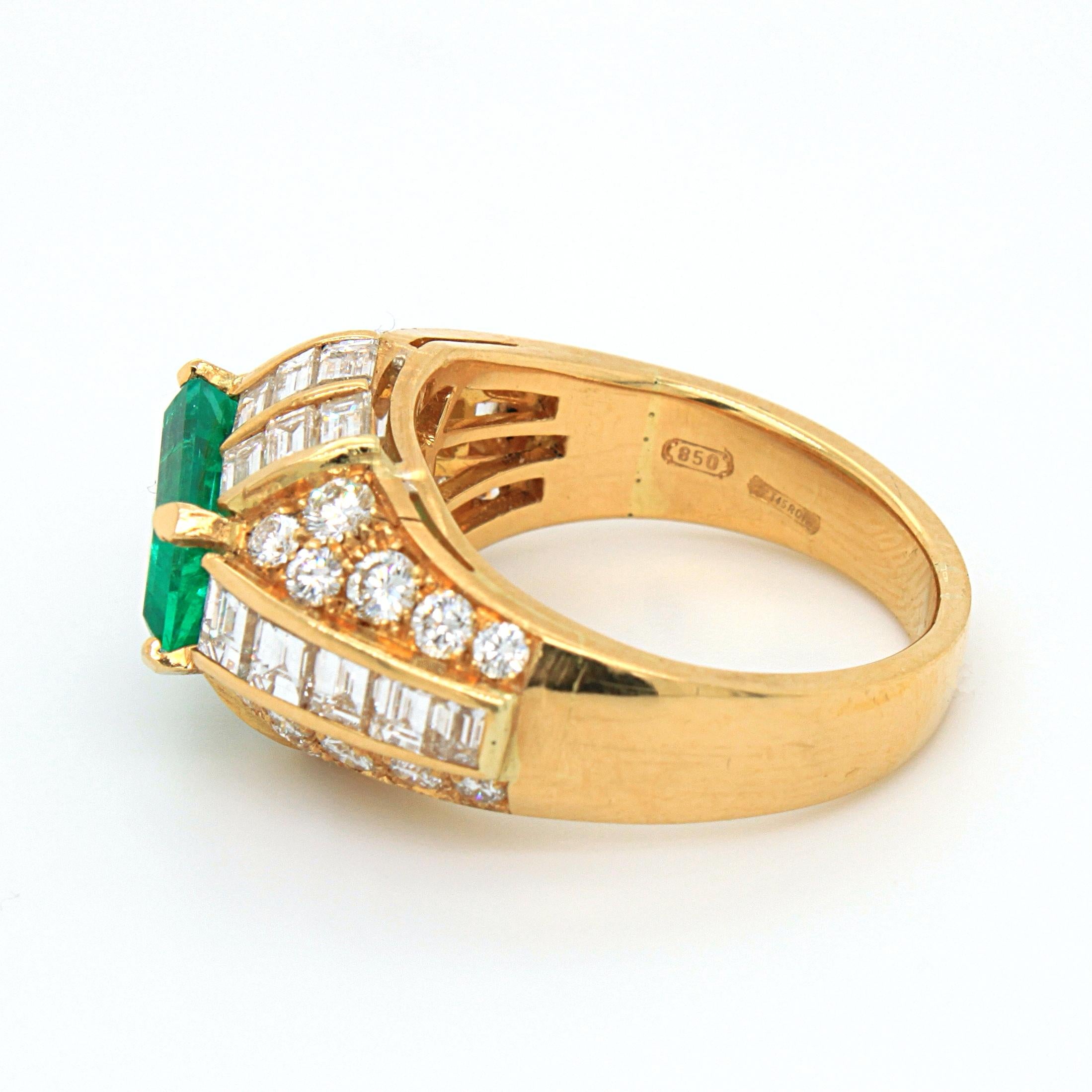 emerald ring bulgari