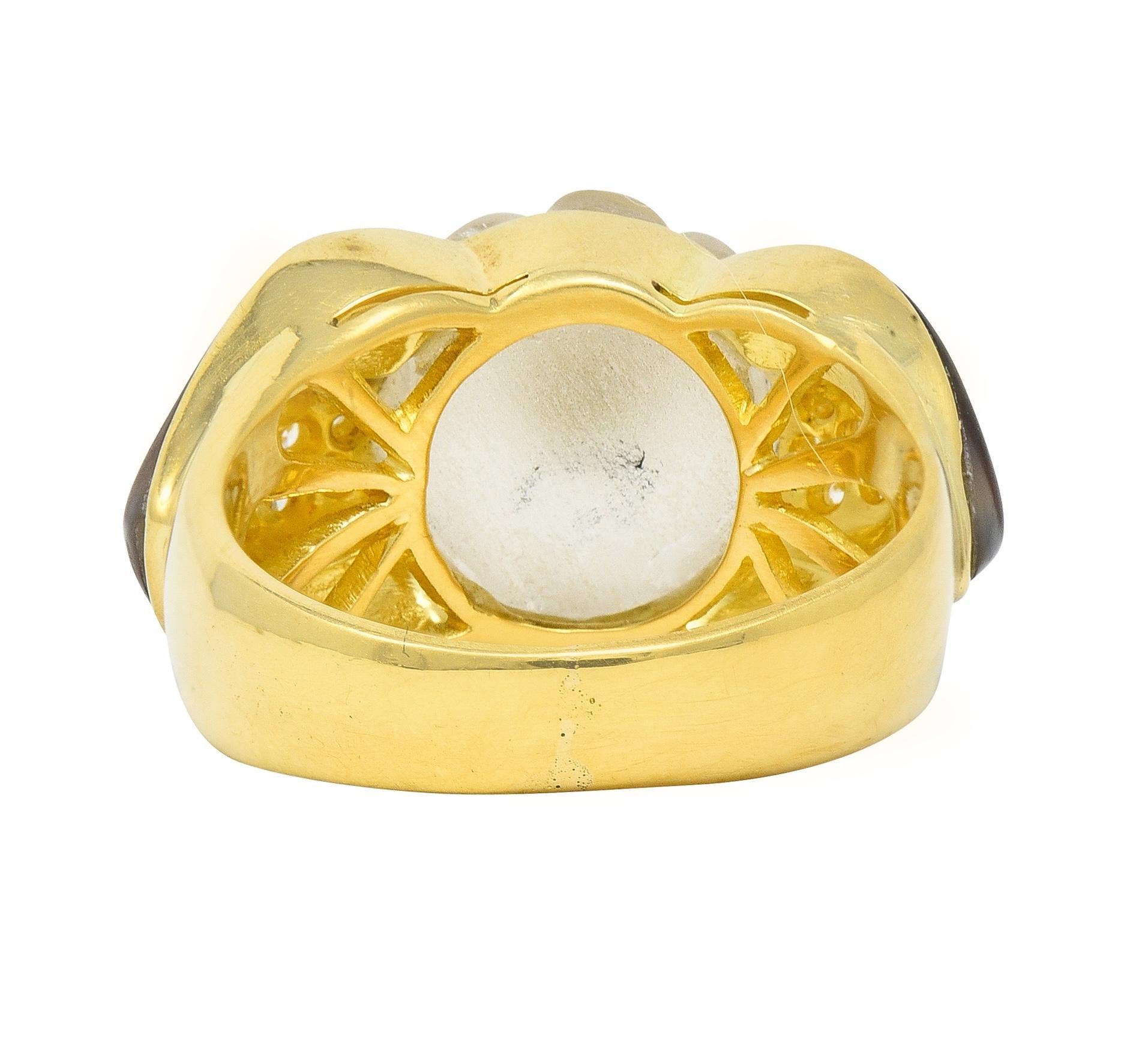 Women's or Men's Bulgari Emerald Diamond Mother-of-Pearl Quartz Vintage Ring For Sale