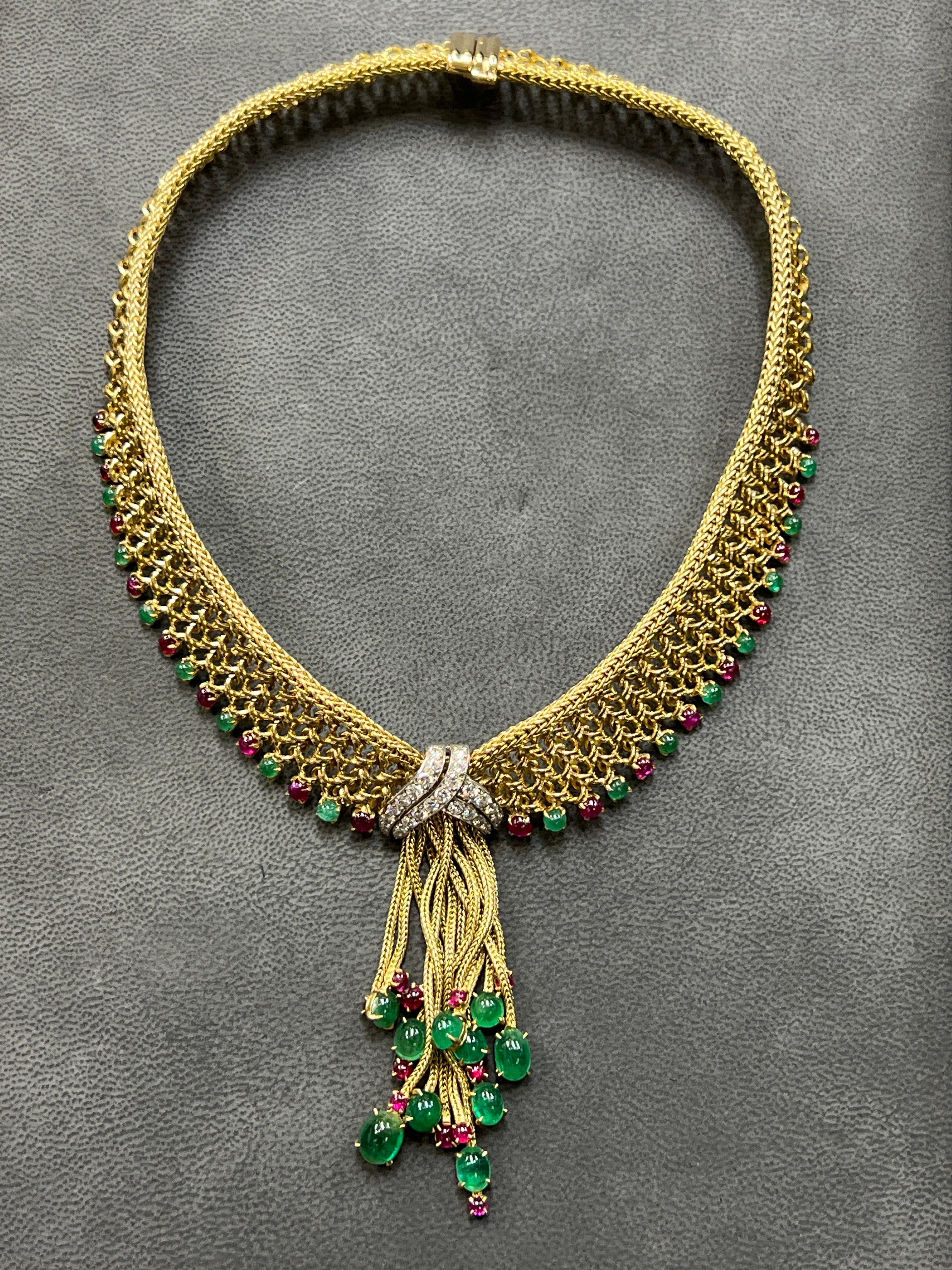 Collar Bulgari con borla de esmeralda y rubí en venta 3