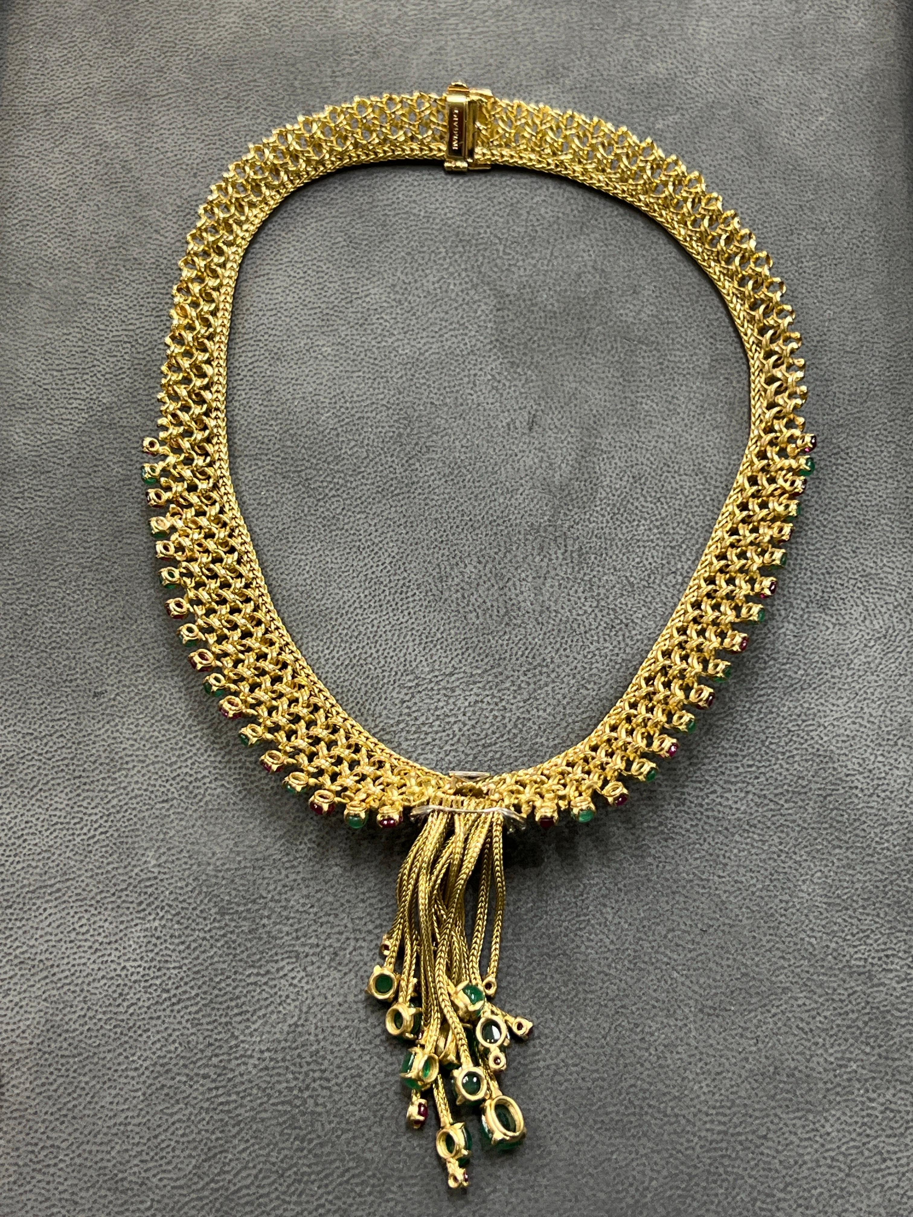 Collar Bulgari con borla de esmeralda y rubí en venta 4