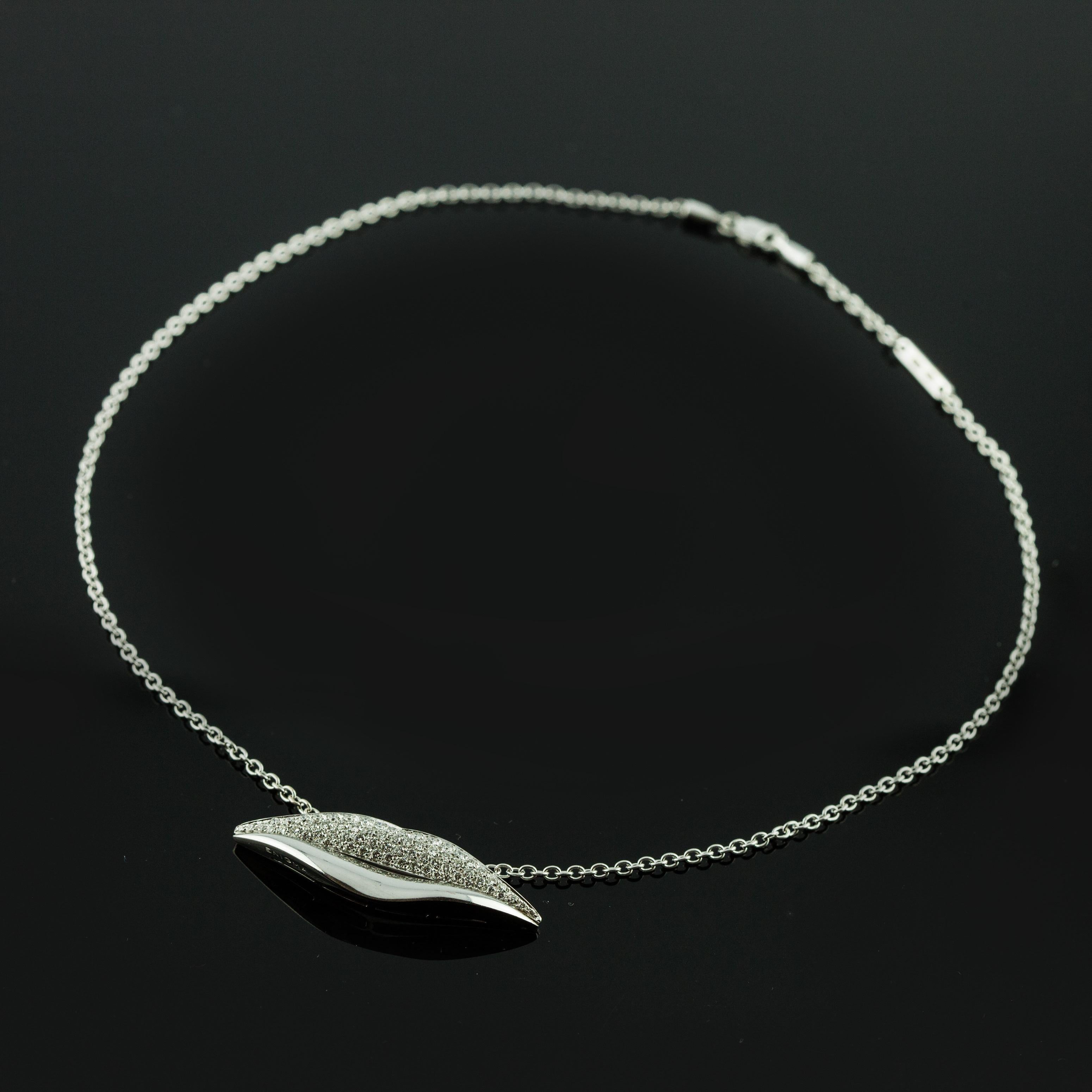 Collar Colgante Labios Diamantes Bulgari Enigma Oro Blanco 18K en venta 4