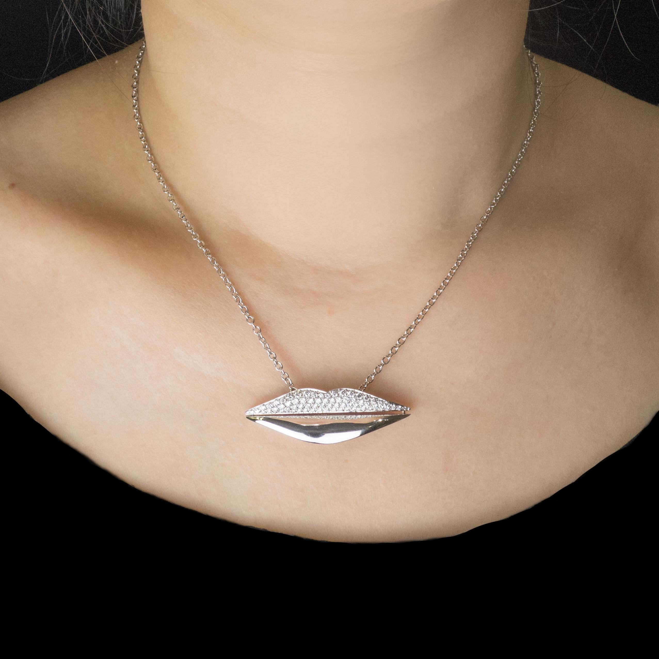Collar Colgante Labios Diamantes Bulgari Enigma Oro Blanco 18K Corte brillante en venta