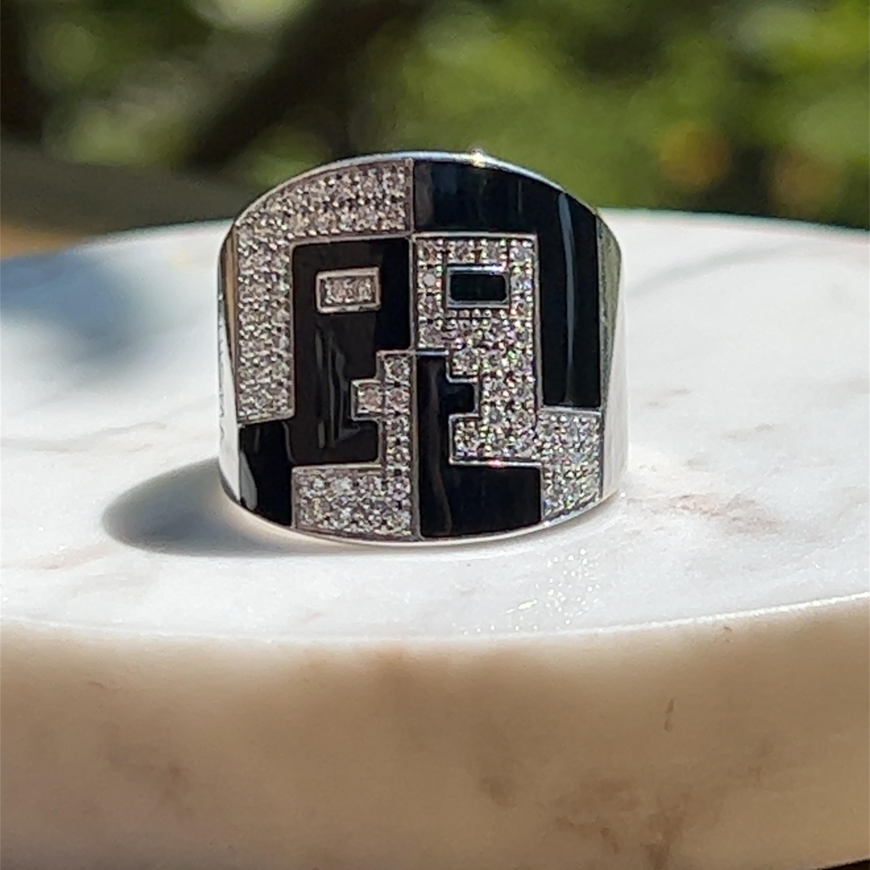 Bulgari Enigma Diamond and Enamel Ring in 18K Gold 1