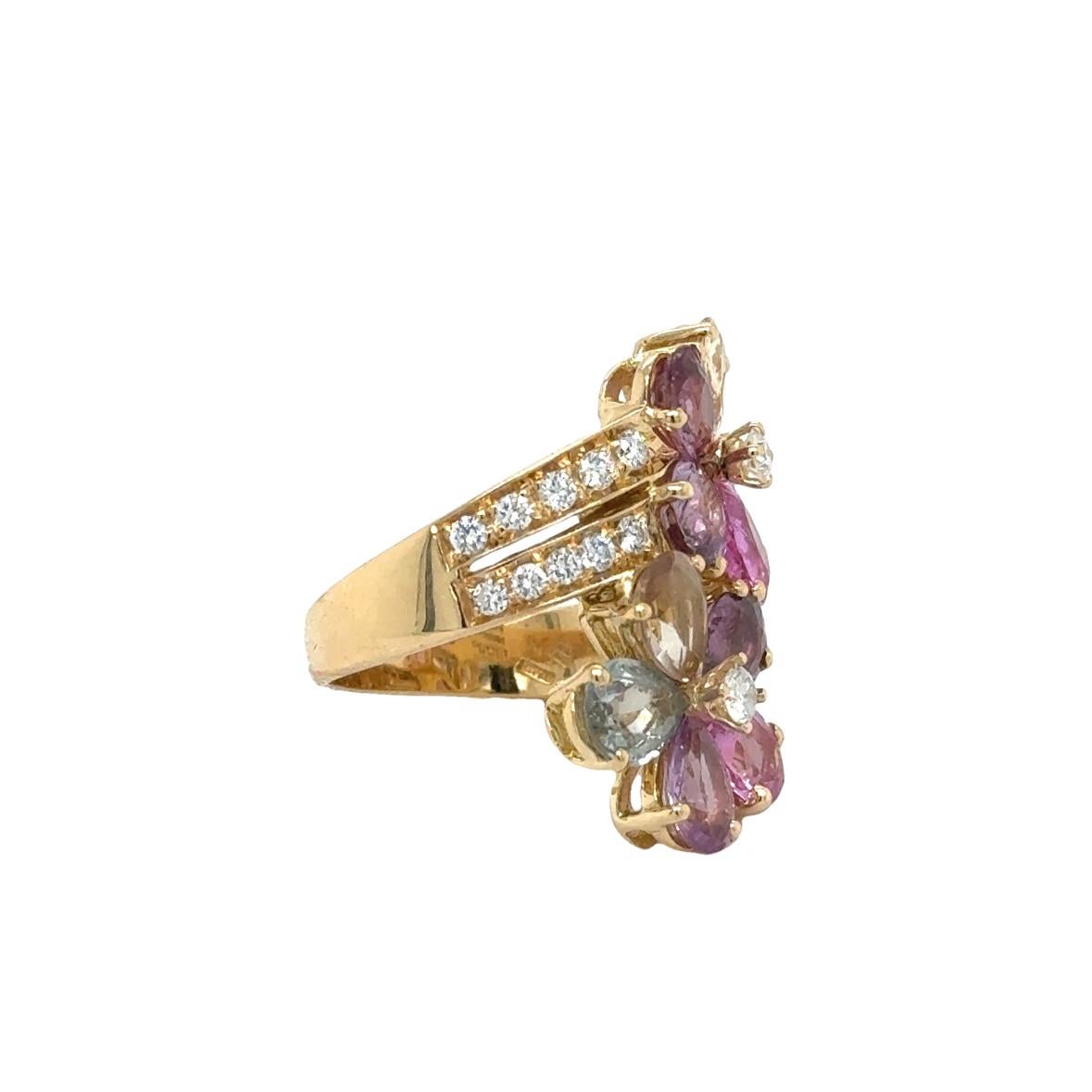Bulgari, bague cocktail fleur en or jaune 18 carats, saphirs de couleur fantaisie et diamants Excellent état à MIAMI, FL