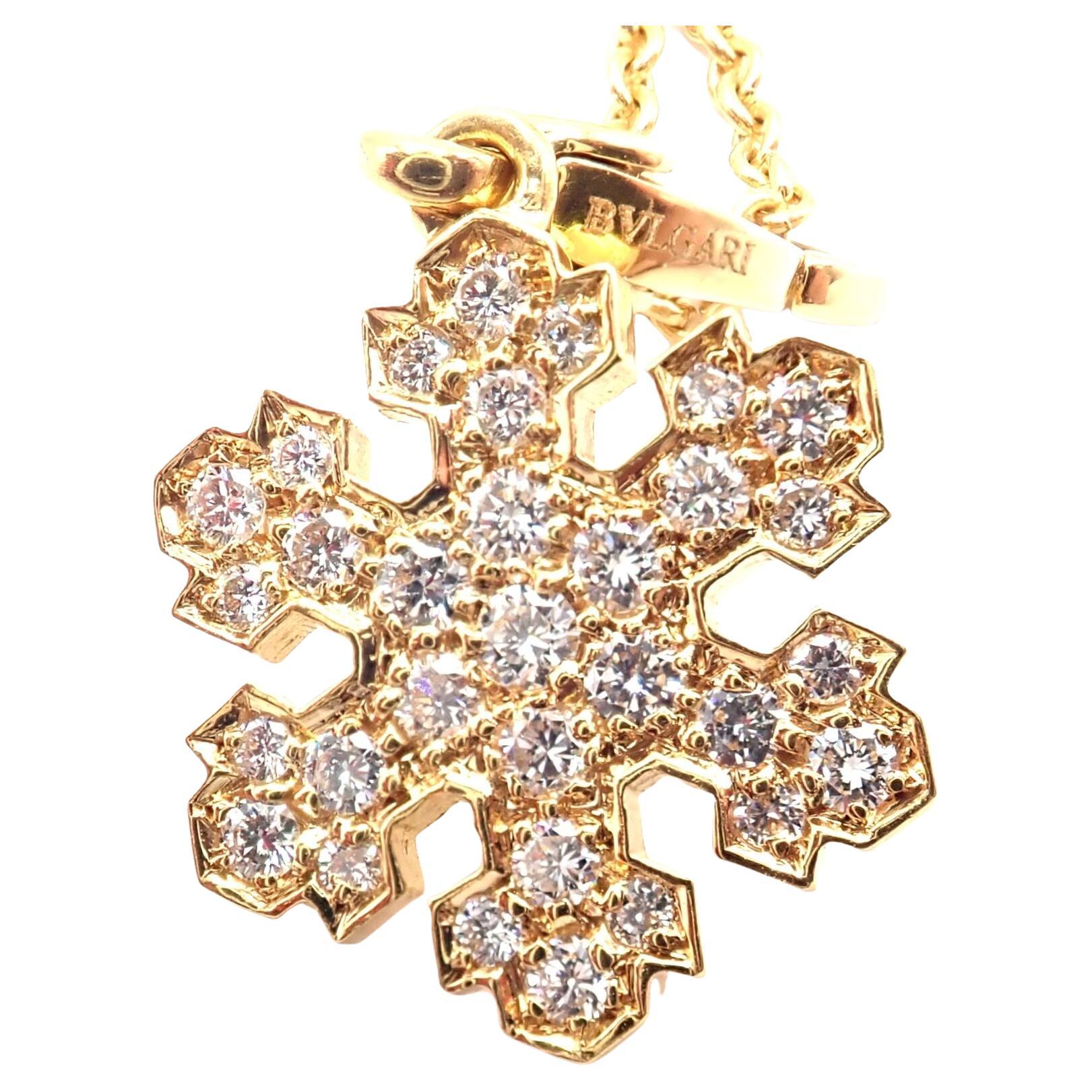 Bulgari Fiocco di Neve Snowflake Diamond Yellow Gold Pendant Necklace For Sale