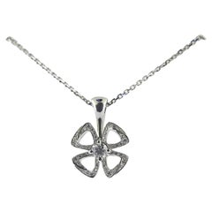 Bulgari Fiorever Collana con diamanti in oro bianco
