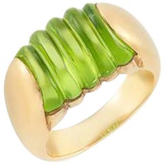 Bulgari Fluted Peridot and 18 Karat Yellow Gold Ring