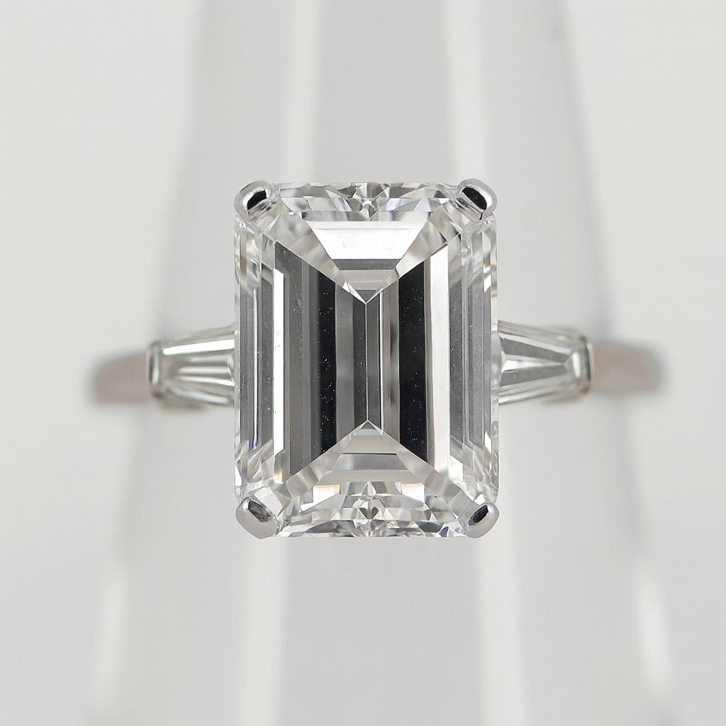 Bulgari GIA Certified 4.98 Carat Emerald Cut Diamond Platinum Engagement Ring In Excellent Condition For Sale In Chicago, IL
