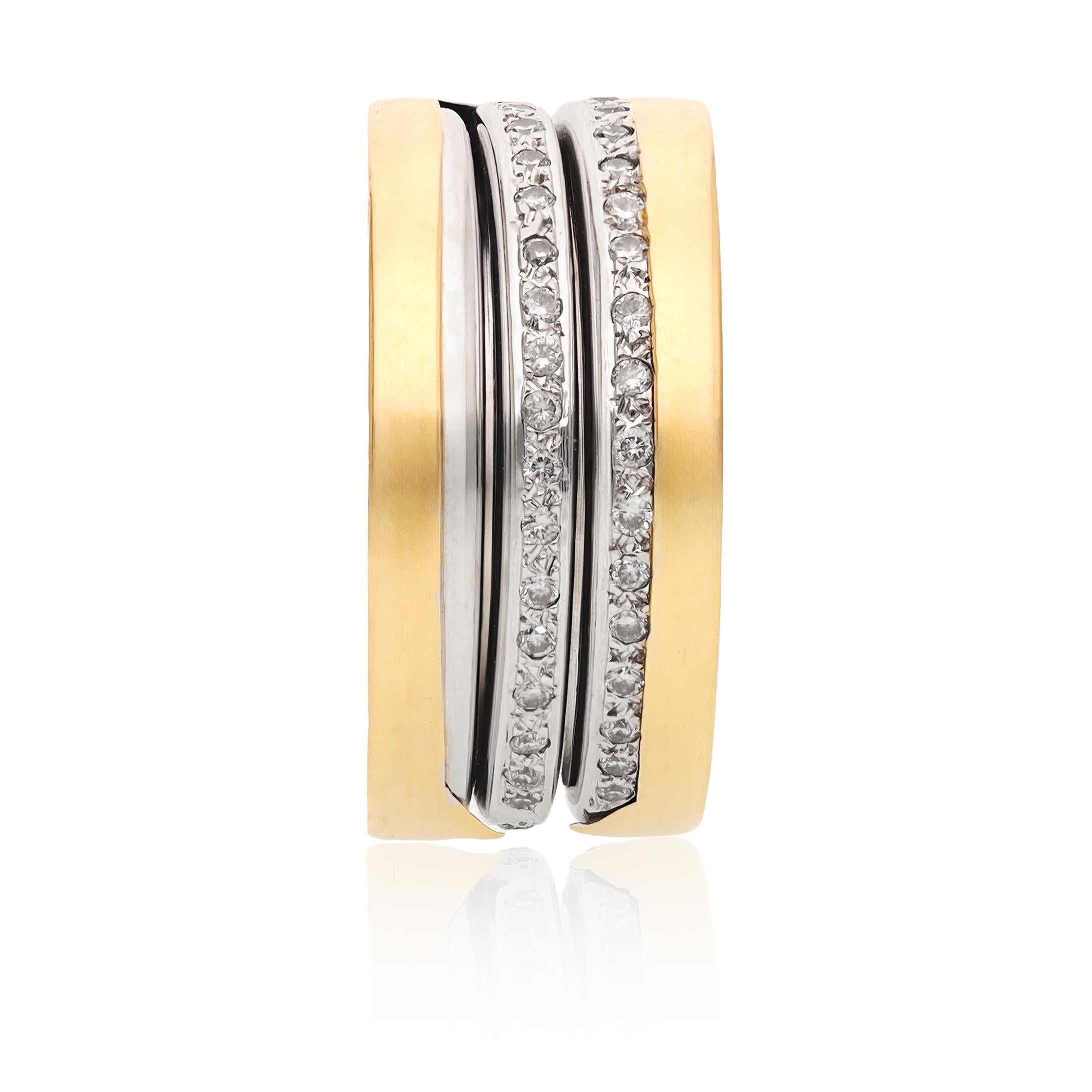 BULGARI Gold and Diamond Ring Excellent état - En vente à New York, NY