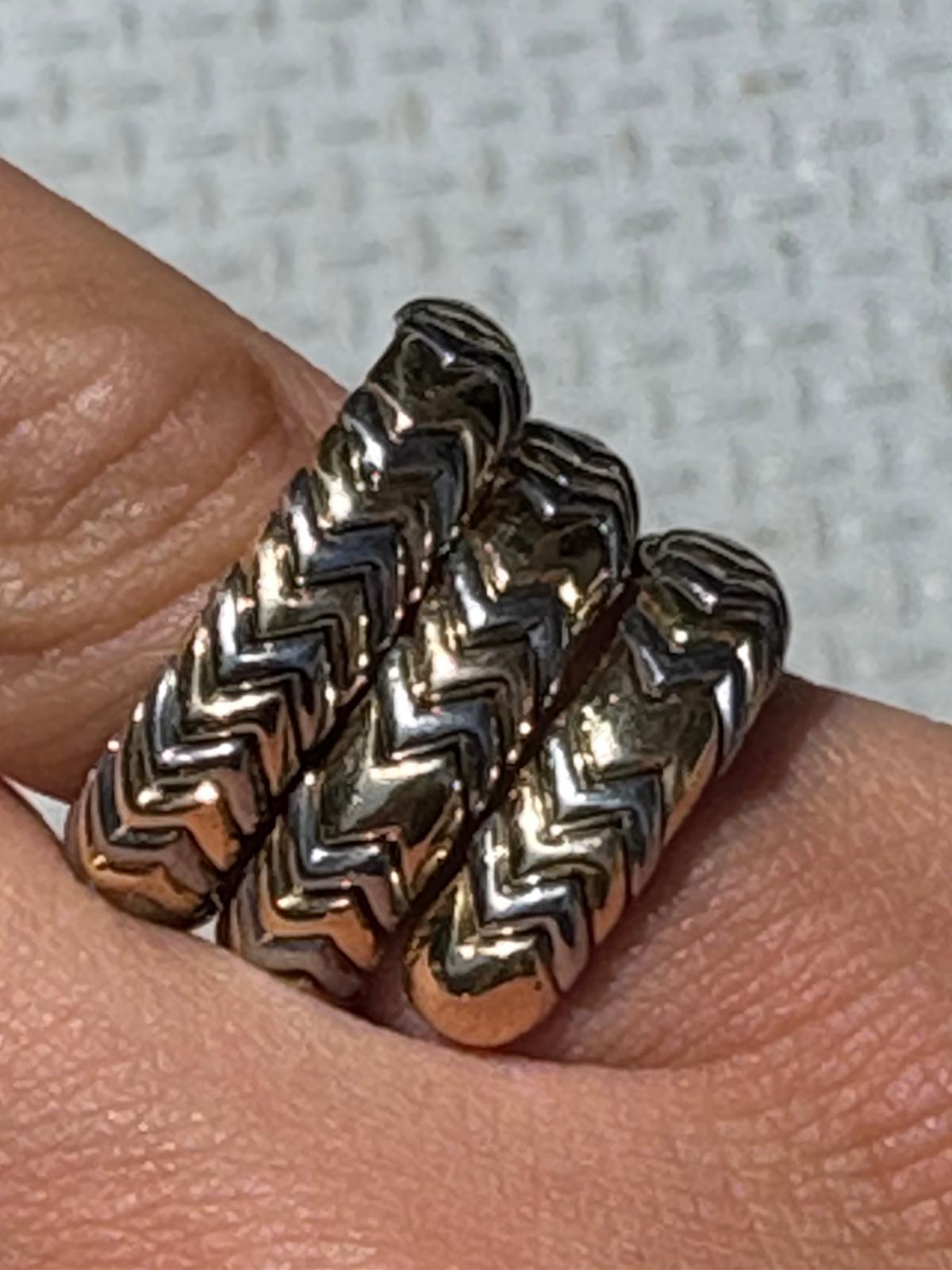 Bulgari Gold and Steel Spiga Wrap Ring in vendita 1