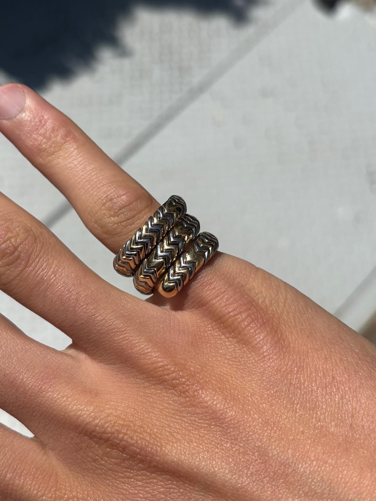 Bulgari Gold and Steel Spiga Wrap Ring in vendita 2