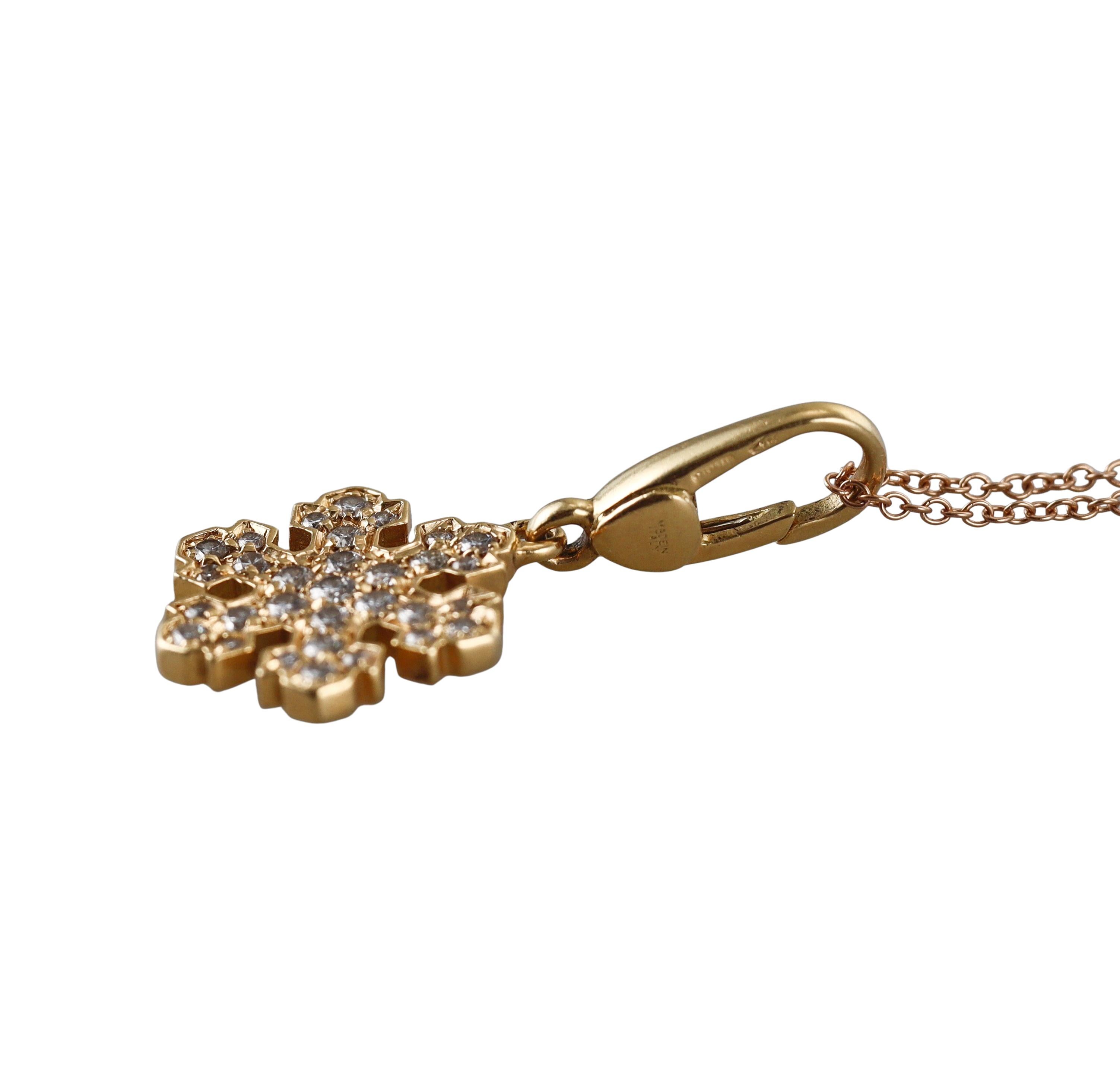 Bulgari Gold-Diamant-Schneeflocken-Charm-Anhänger an Tiffany & Co Kette Halskette Damen im Angebot