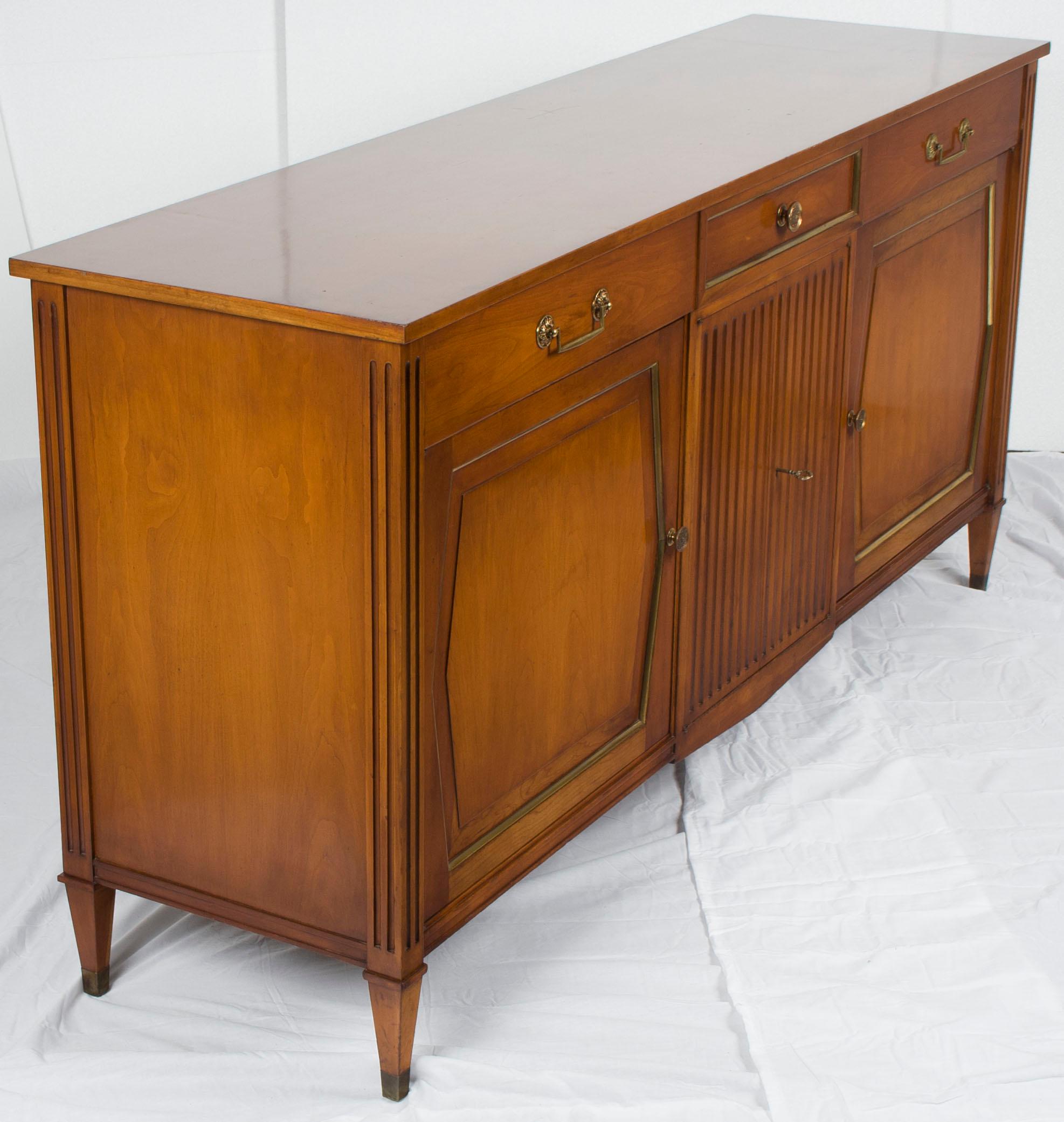 Directoire Style Mid-Century Modern Credenza Buffet Sideboard For Sale 4