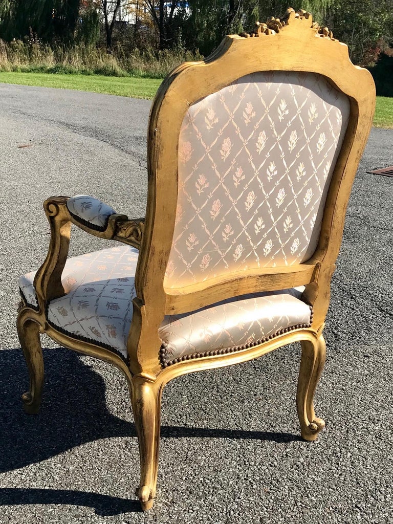 18th Century French Louis XV Carved Gilt Wood Fauteuil Arm Chair