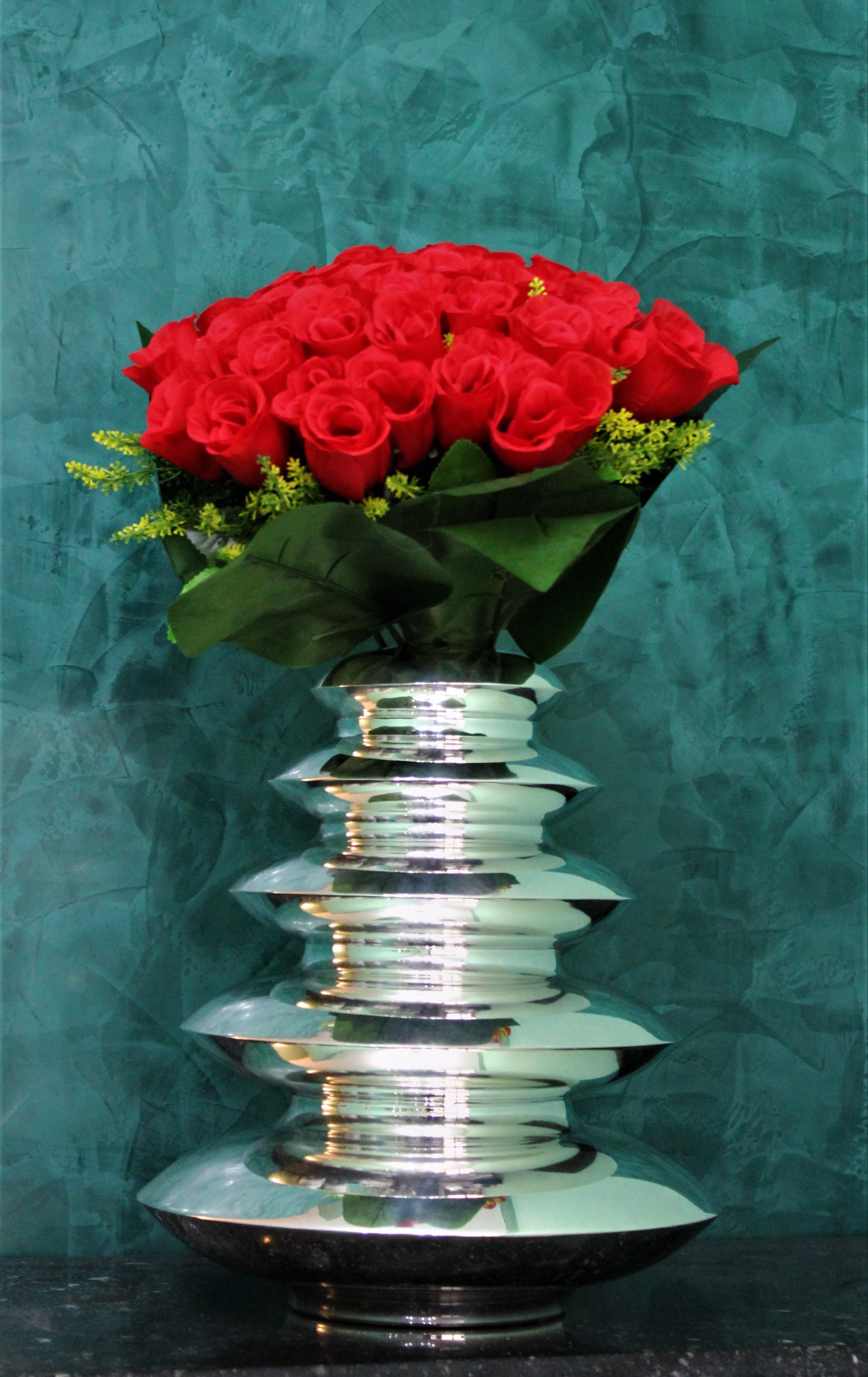 20th Century Geometrical Art Deco Italian Silver Vase, 1930s In Good Condition In Florence, IT