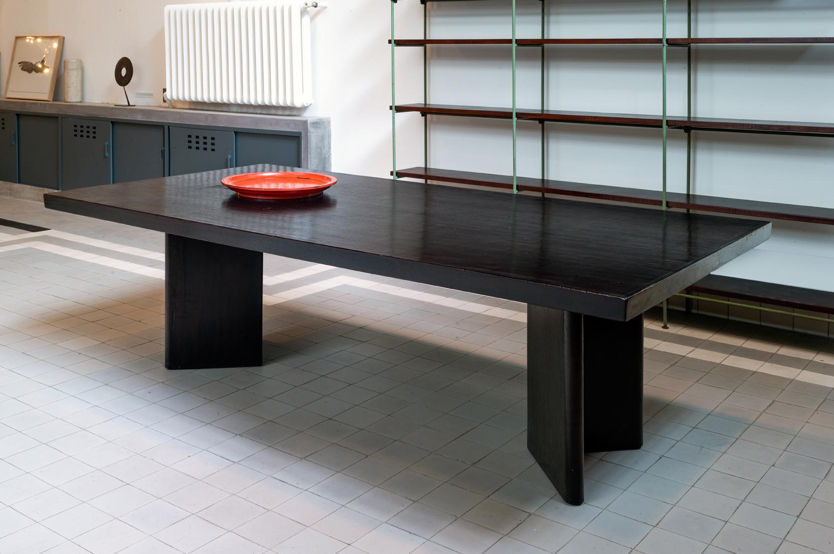 pierre jeanneret table