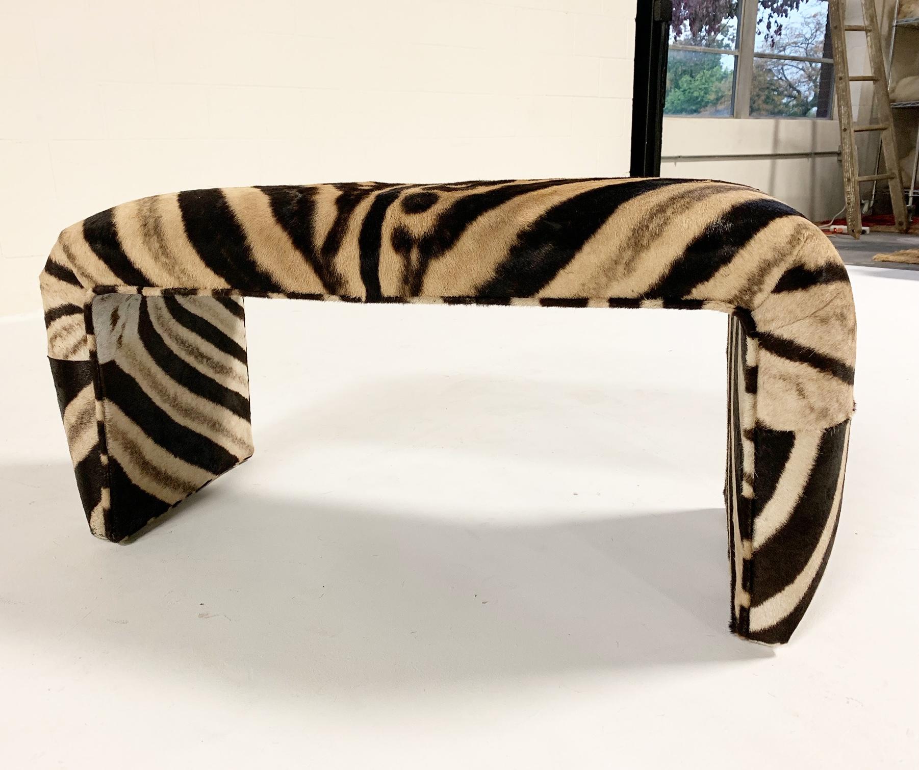 Vintage Waterfall Bench Restored in Zebra Hide In Excellent Condition In SAINT LOUIS, MO