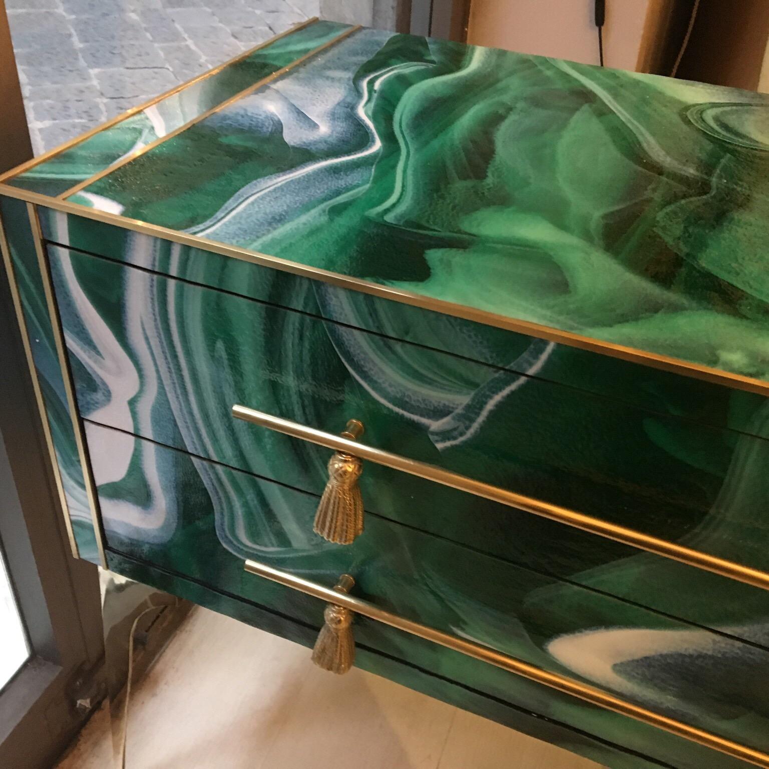 Italian Green Opaline Glass Chest of Drawers Malachite Effect and Brass, 1970s In Excellent Condition In Florence, IT