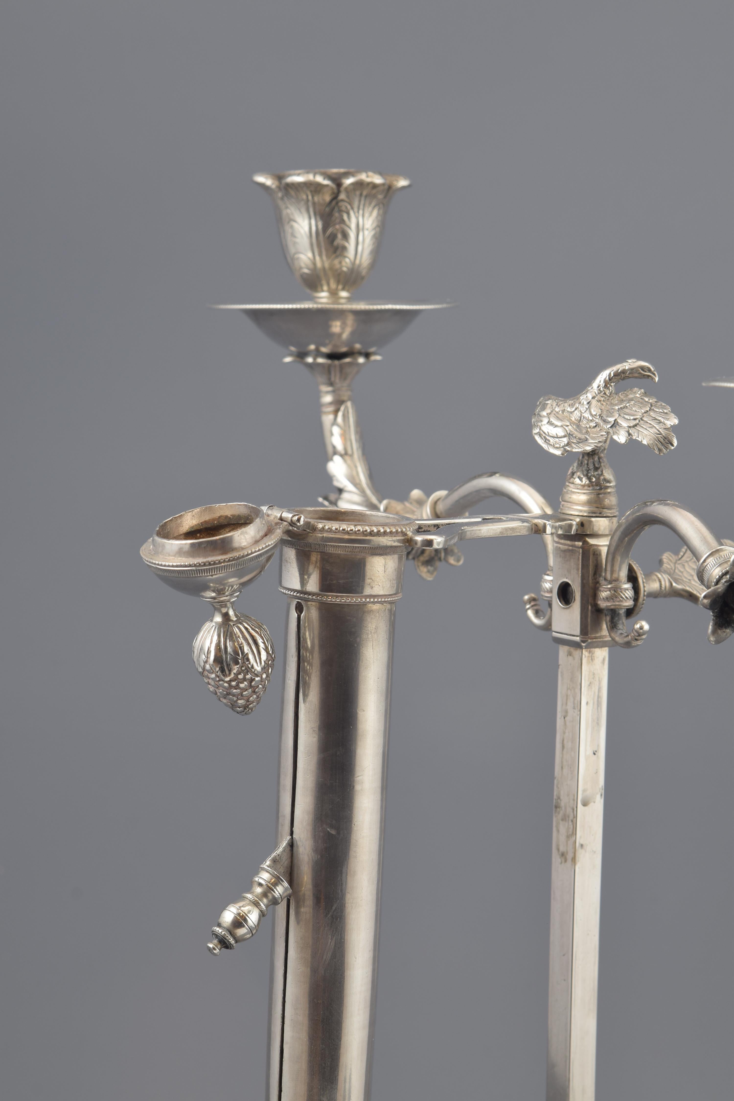 Solid Silver Lamp, with Hallmarks, Possibly Malaga, Spain, 19th Century In Good Condition For Sale In Madrid, ES