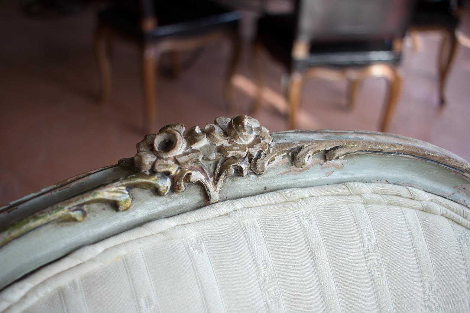 Antique Louis XV Style Bergère Chair In Good Condition In Calgary, Alberta