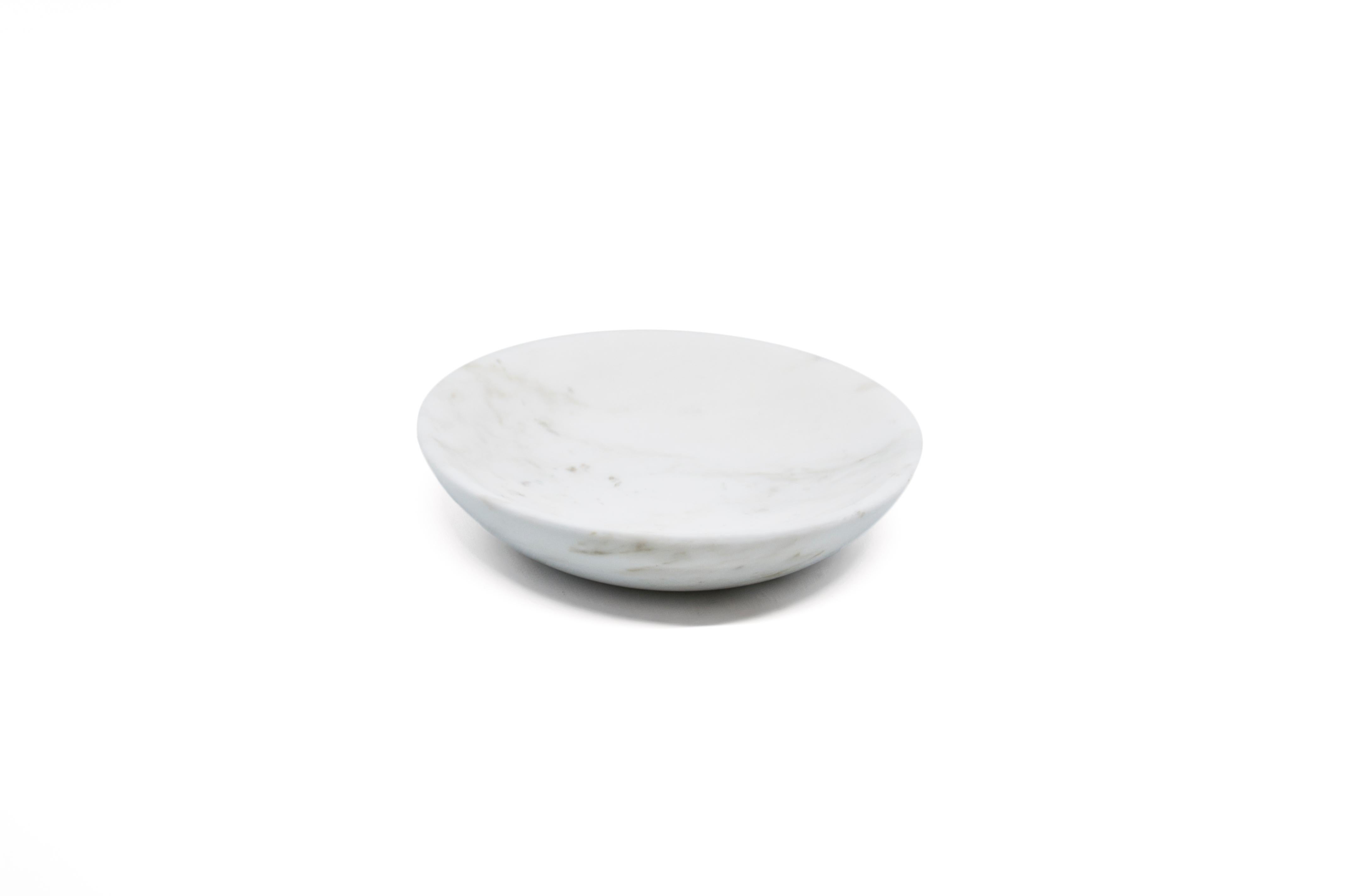 Italian Handmade Set of 3 Small Dishes in Bardiglio, Carrara and Marquina Marble For Sale