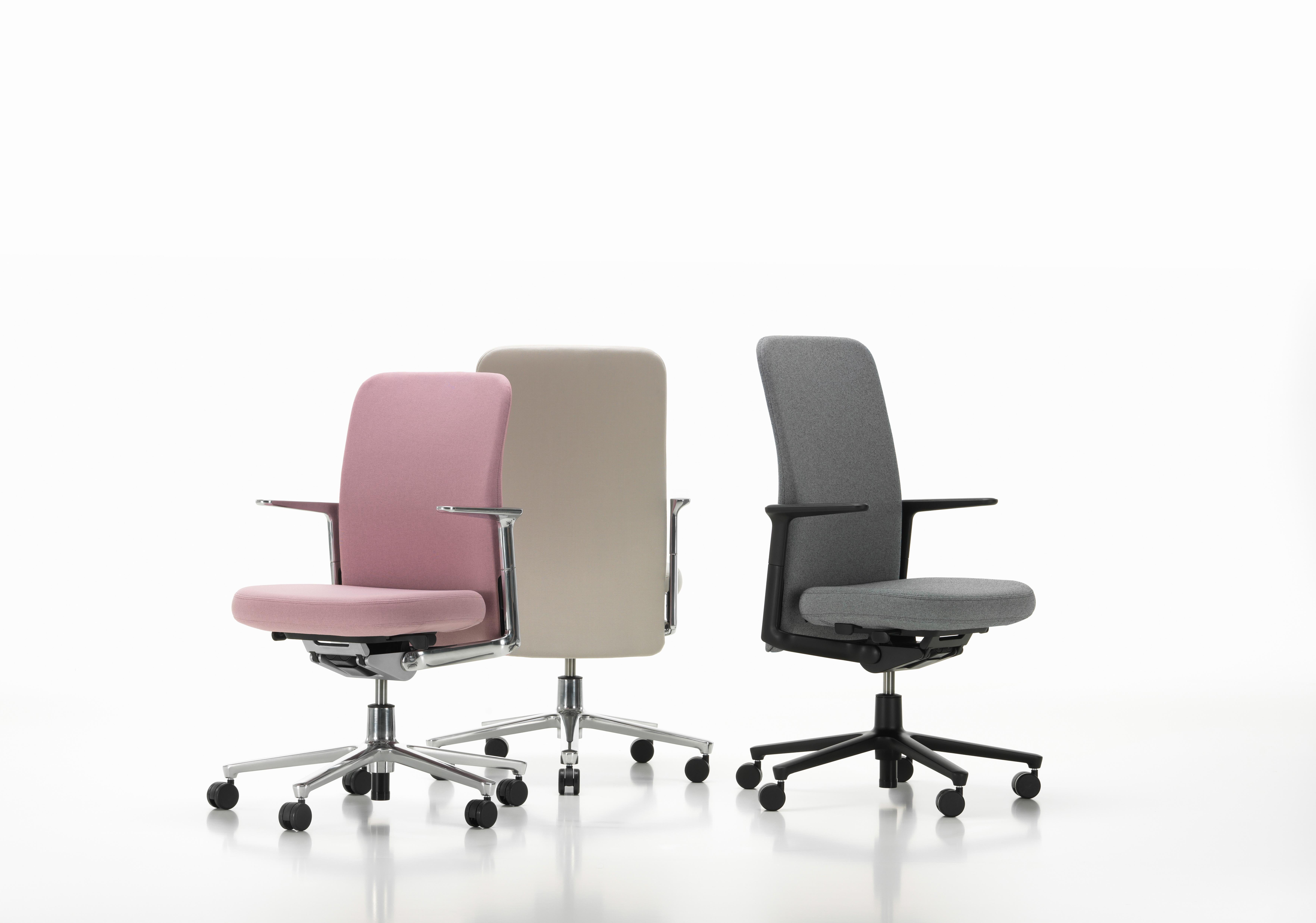 Vitra Pacific Medium Upholstered Backrest Chair by Edward Barber & Jay Osgerby (Aluminium) im Angebot