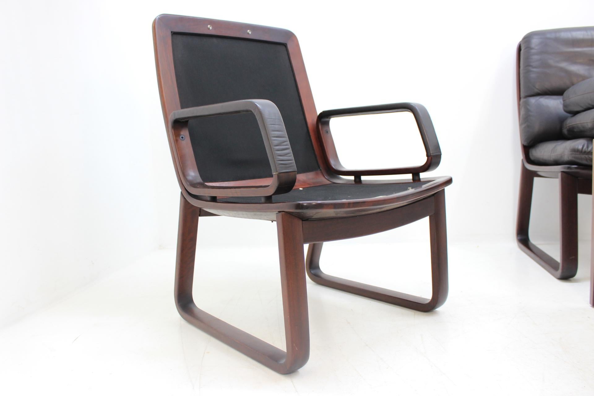 Set di quattro poltrone in pelle di Eugen Schmidt, anni '70 in vendita 1
