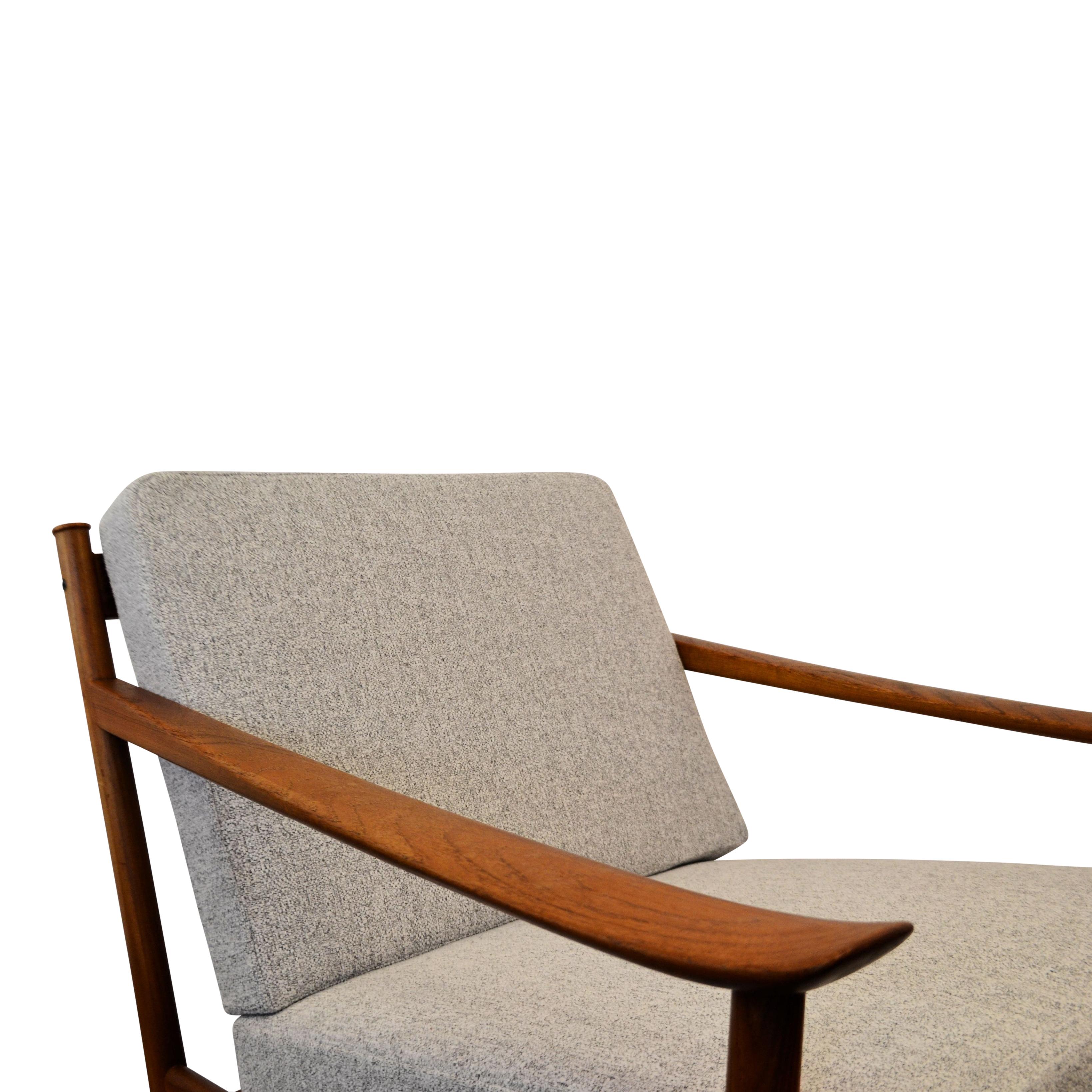 Fabric Vintage Peter Hvidt & Orla Mølgaard Nielsen FD-130 Teak Lounge Chairs For Sale