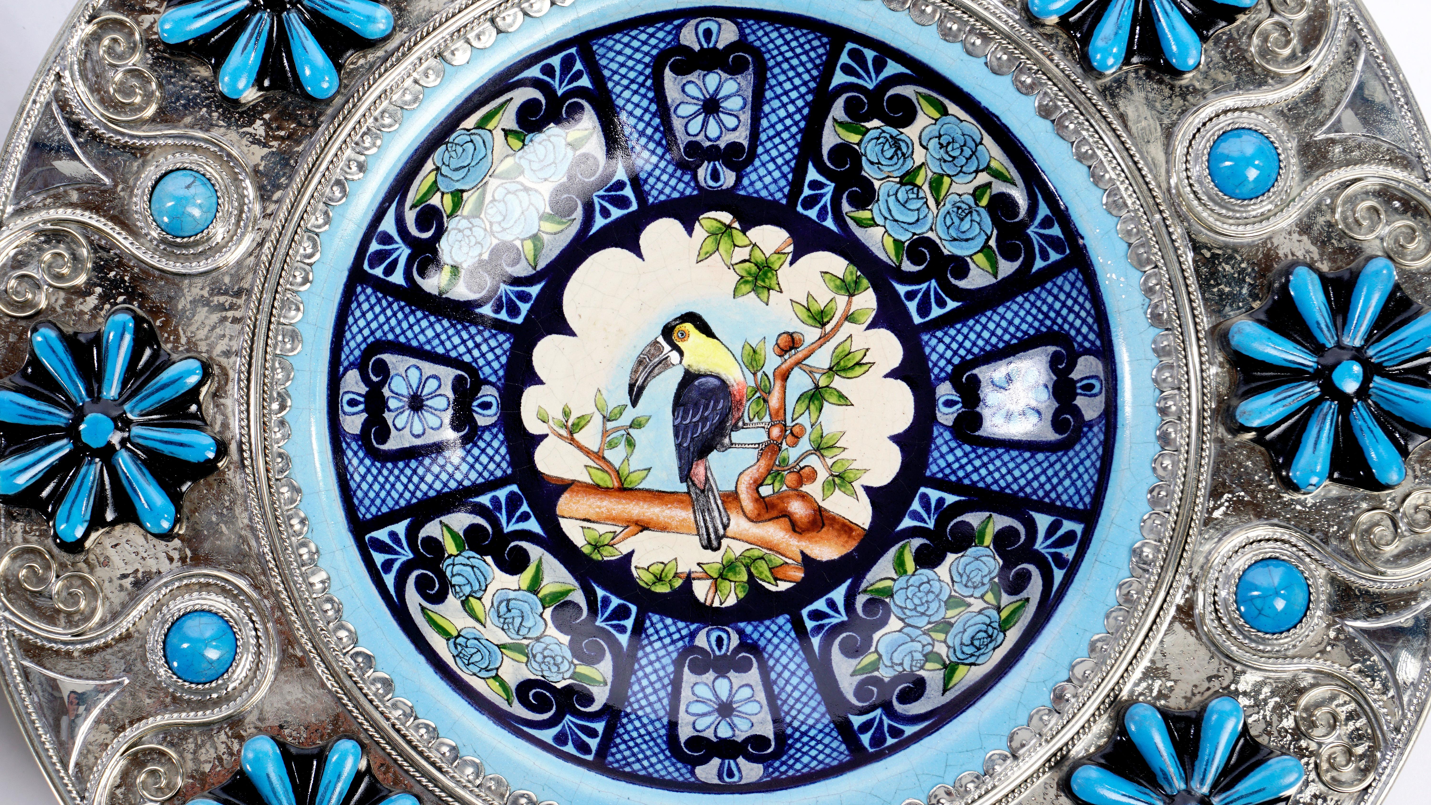 Contemporary Ceramic and White Metal 'Alpaca' Toucans and Parrot Set of Plates