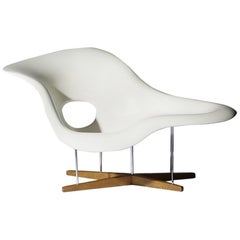 Vintage Charles and Ray Eames Chaise