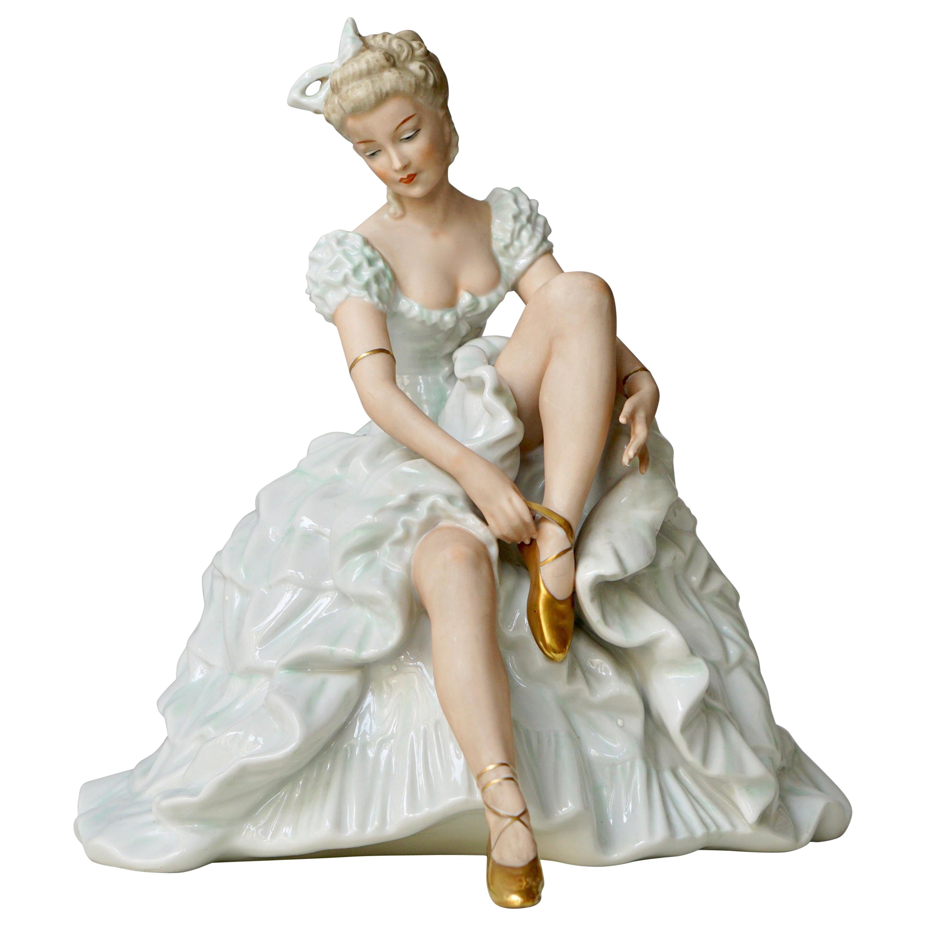 Art Deco Female Sculpture at 1stDibs