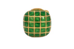 Boîte à pilules Bulgari en émail guilloché et or 18 carats, c.1965