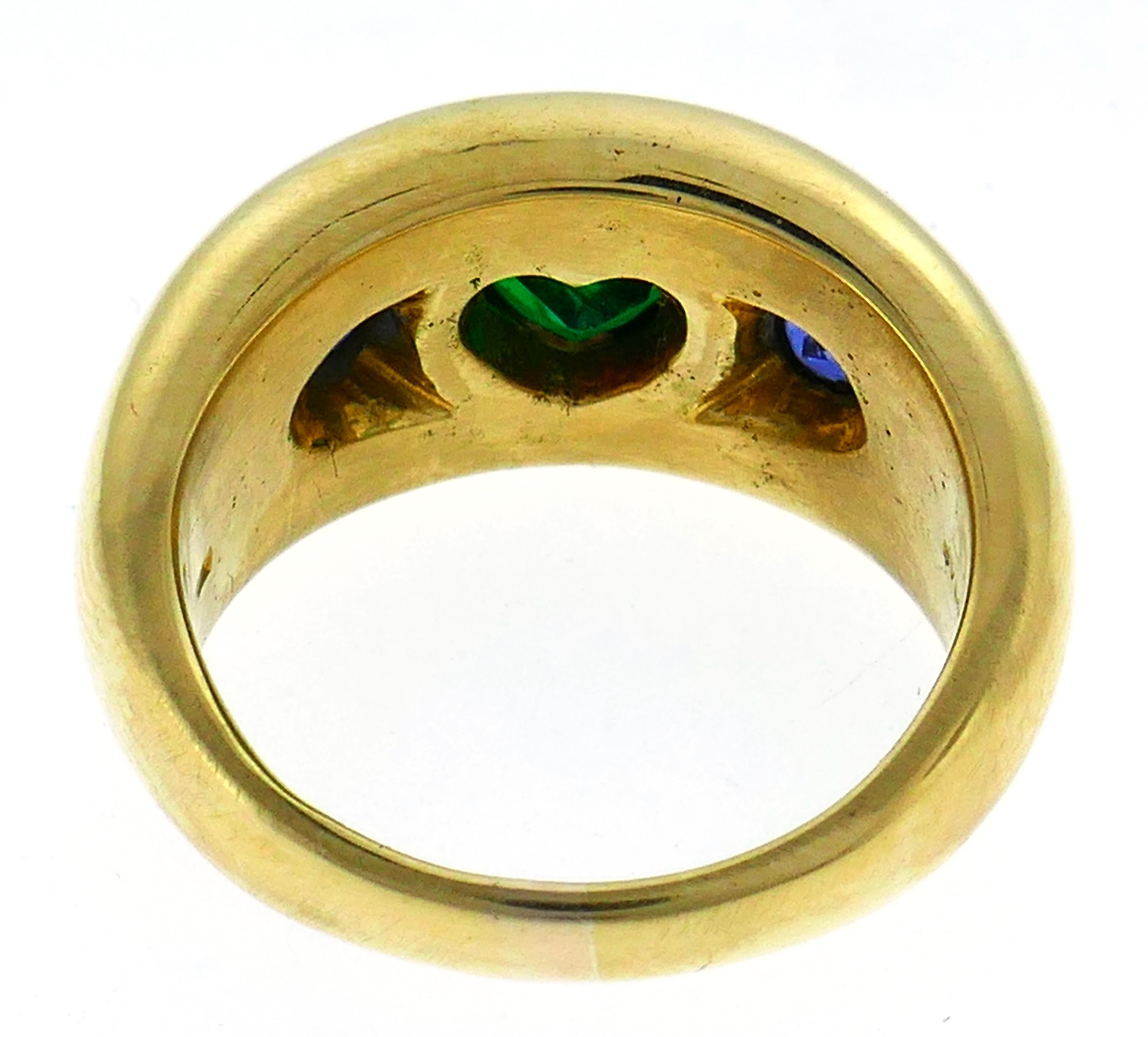 Bulgari Heart Emerald Sapphire Yellow Gold Ring 1980s 2