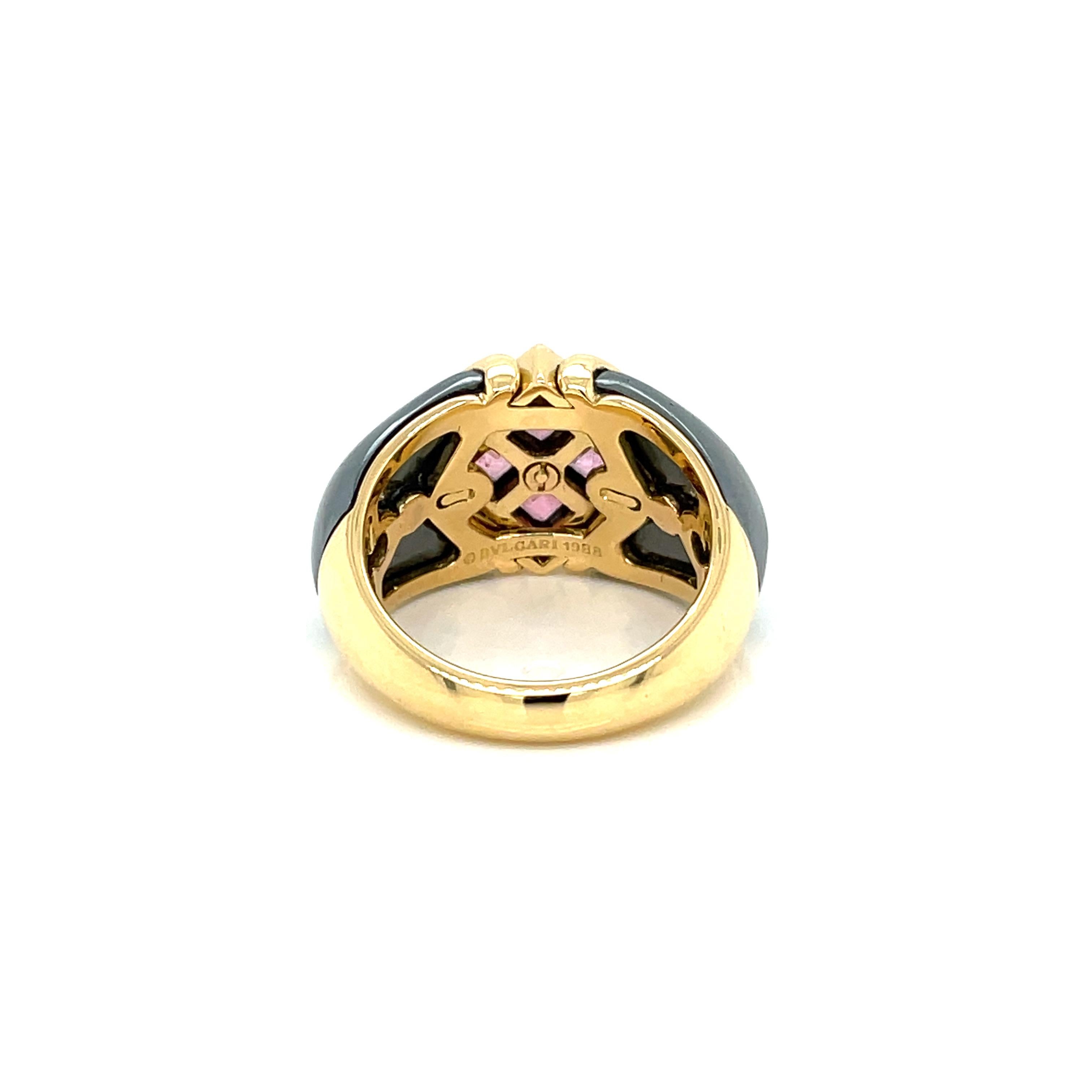 Bulgari Hematite & Tourmaline Gold Ring In Excellent Condition In Napoli, Italy