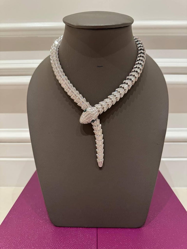 Bulgari High Jewelry Serpenti Necklace in 18k white gold and 75ct