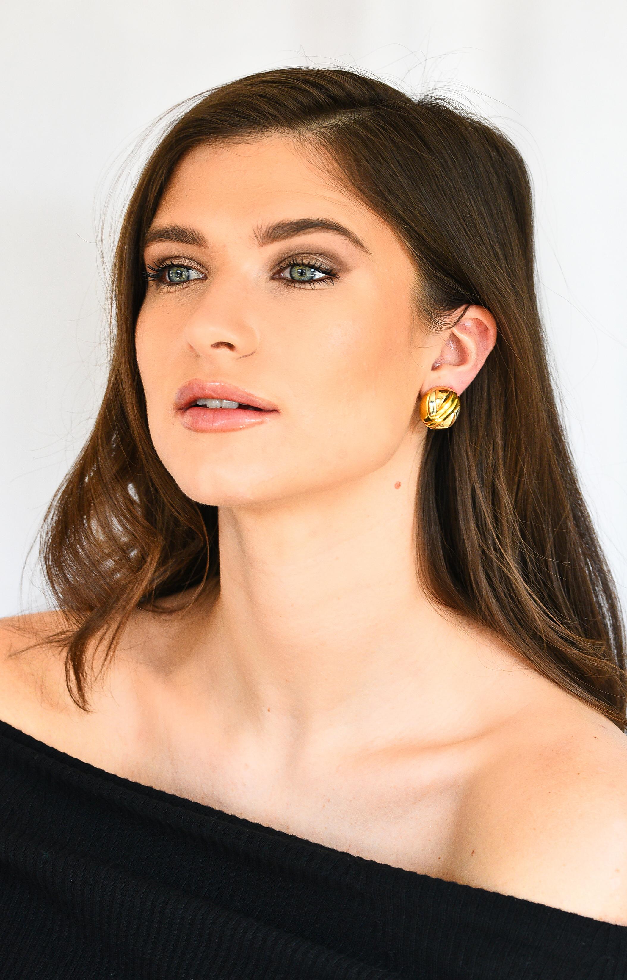 Bulgari Italian 18 Karat Tri-Colored Gold Vintage Ear-Clip Earrings 2