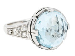 Bulgari Bague cocktail Parentesi italienne en or blanc 18 carats avec topaze bleue et diamants