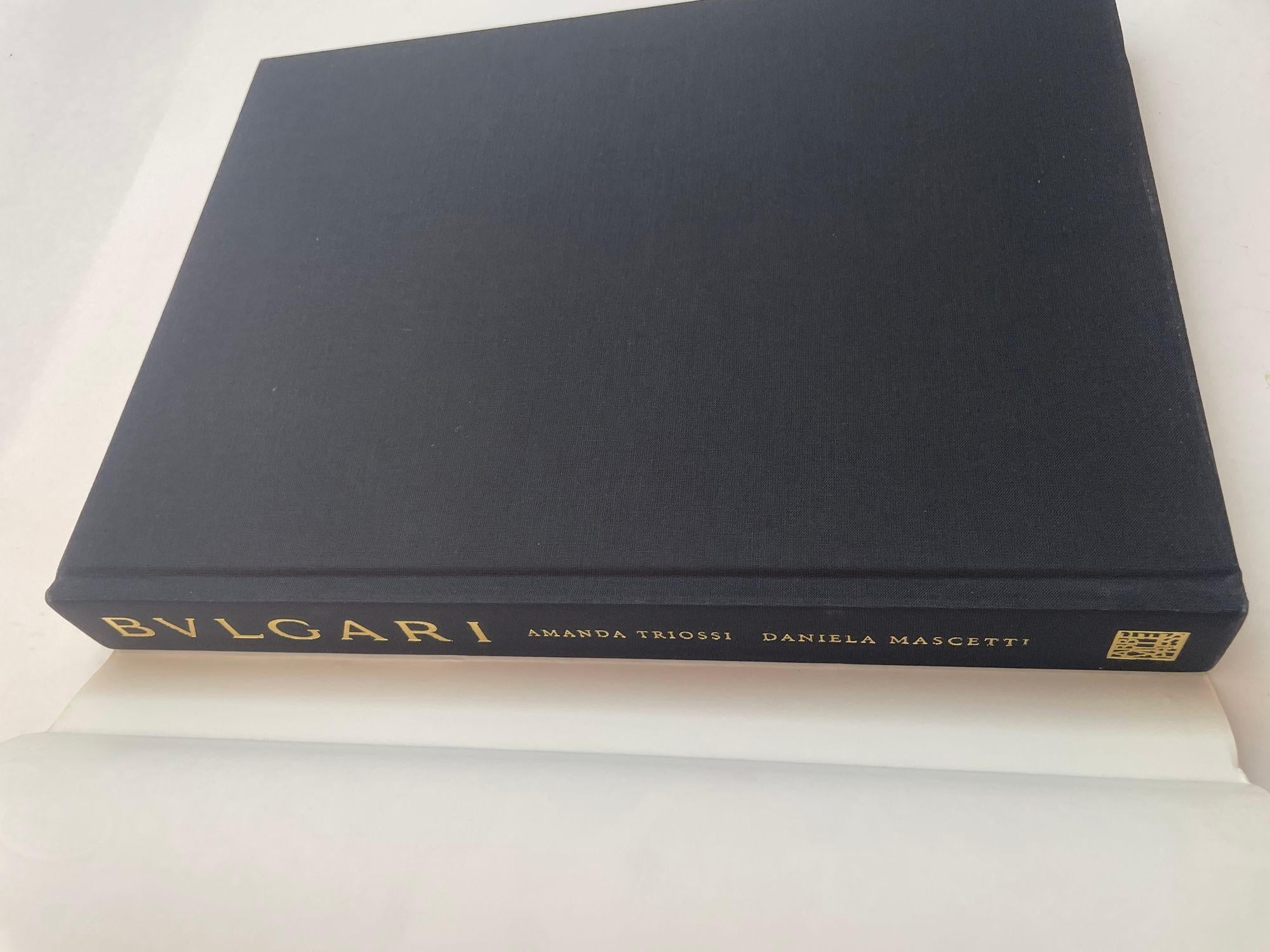 Bulgari Italien von Amanda Triossi und Daniela Mascetti, Hardcoverbuch (Papier) im Angebot