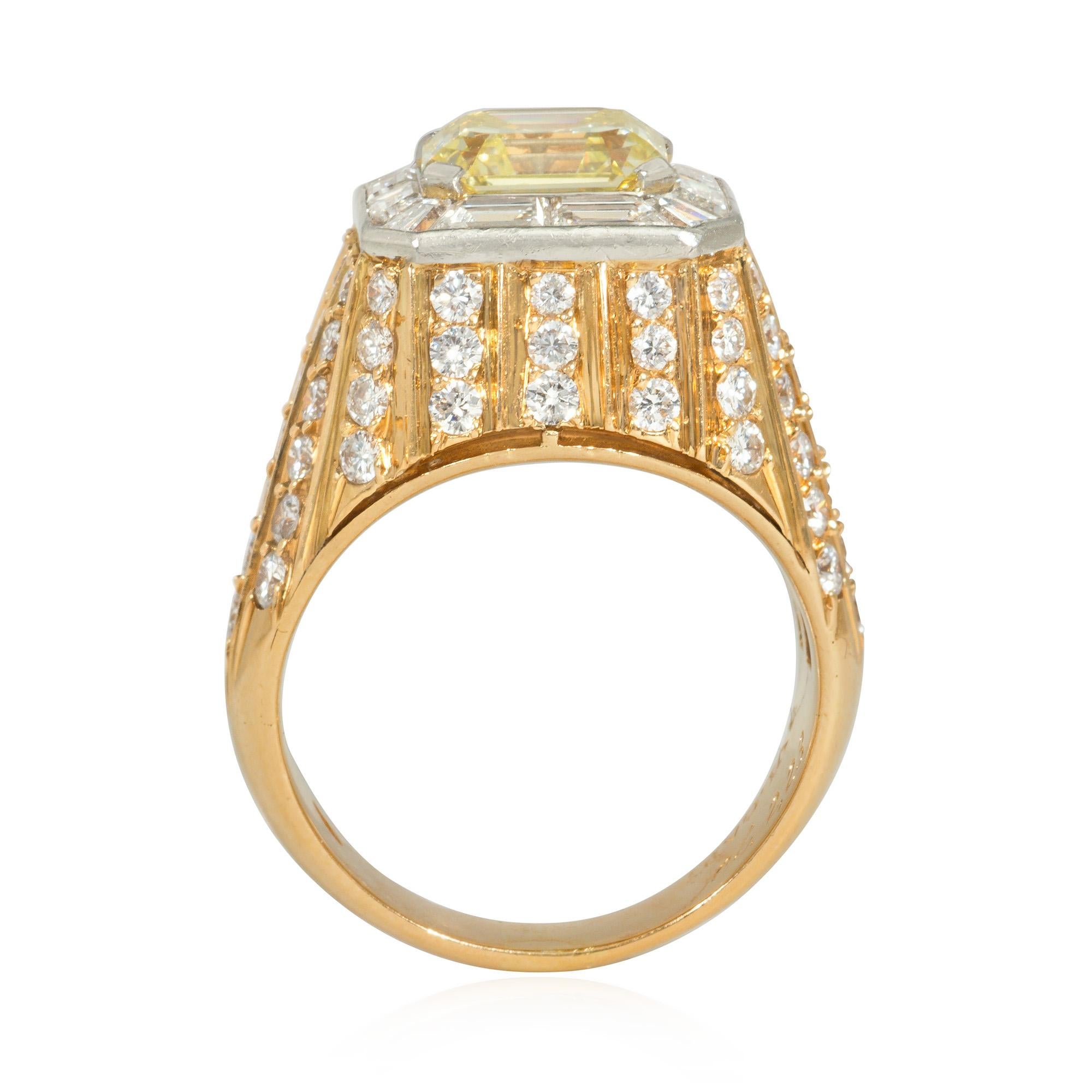 Emerald Cut Bulgari, Italy Estate Natural Fancy Yellow Diamond and Gold Cocktail Ring For Sale