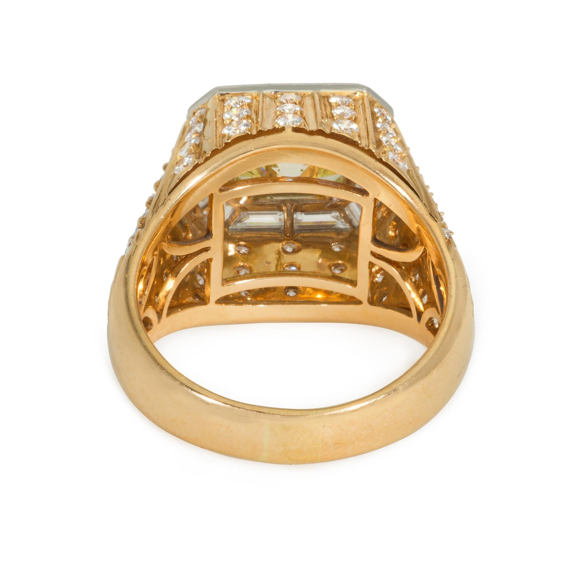 Bulgari, Italy Estate Natural Fancy Yellow Diamond and Gold Cocktail Ring In Good Condition For Sale In New York, NY
