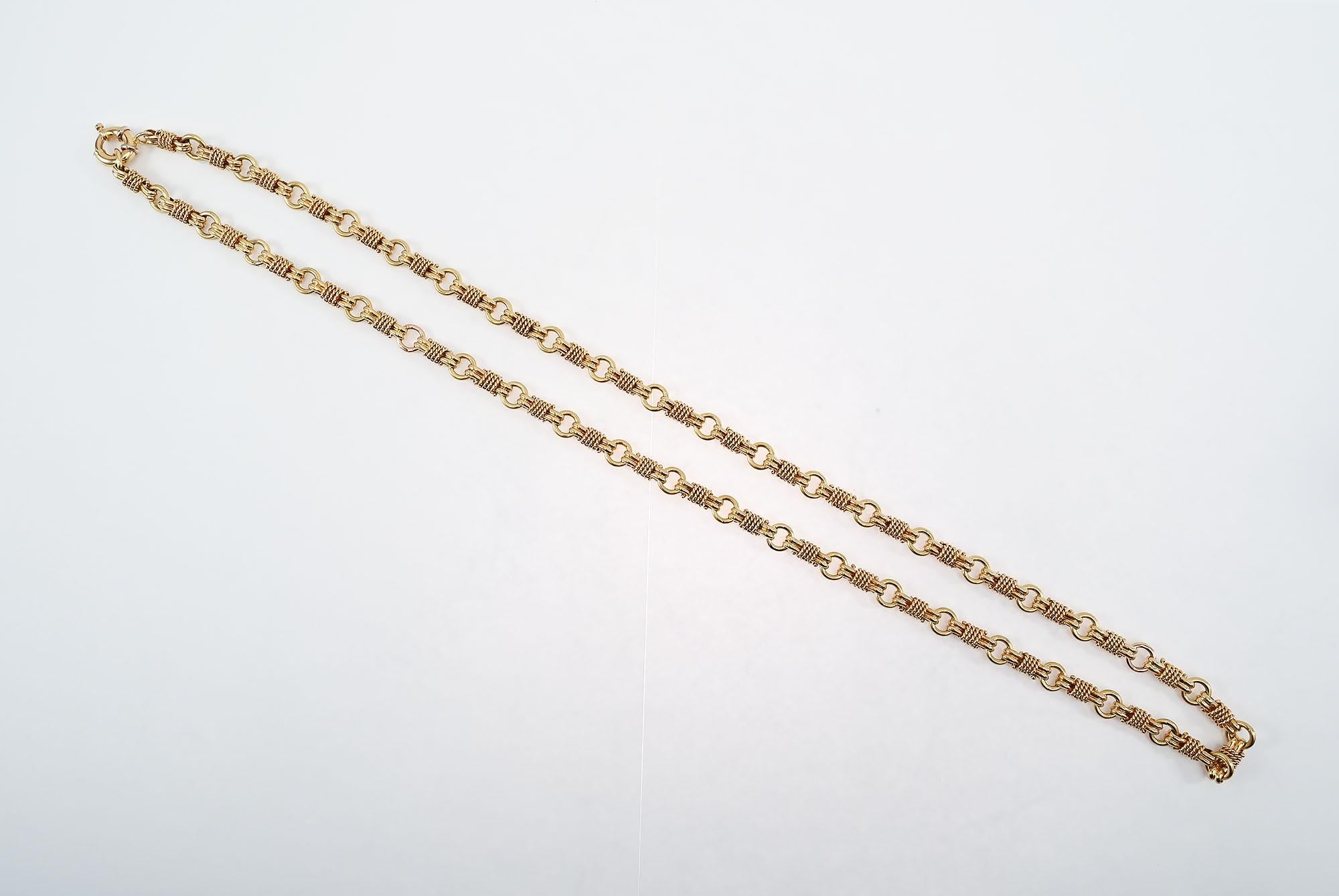Collar Bulgari Cadena Larga Oro Moderno en venta