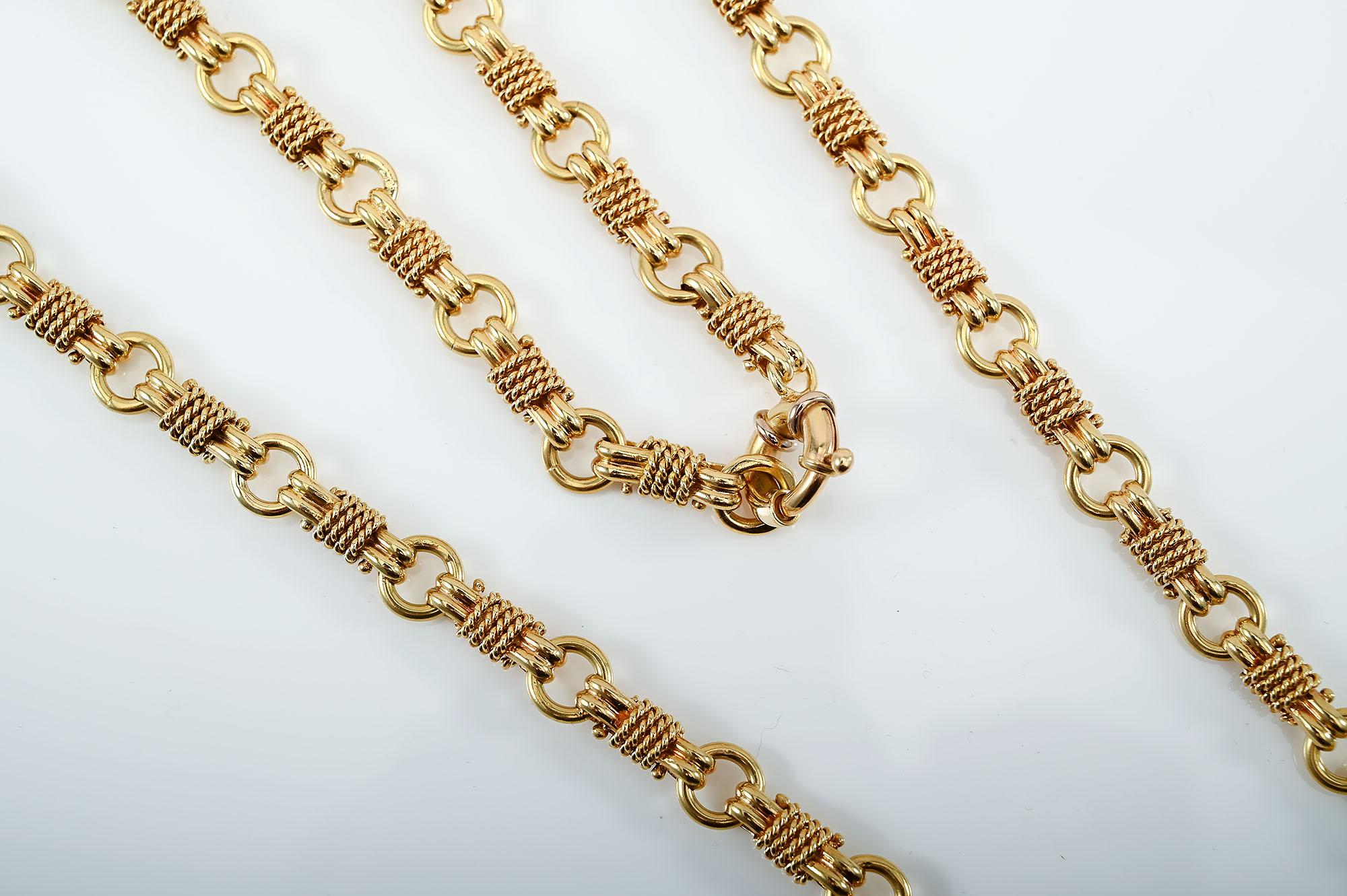 Collar Bulgari Cadena Larga Oro en Excelente estado para la venta en Darnestown, MD